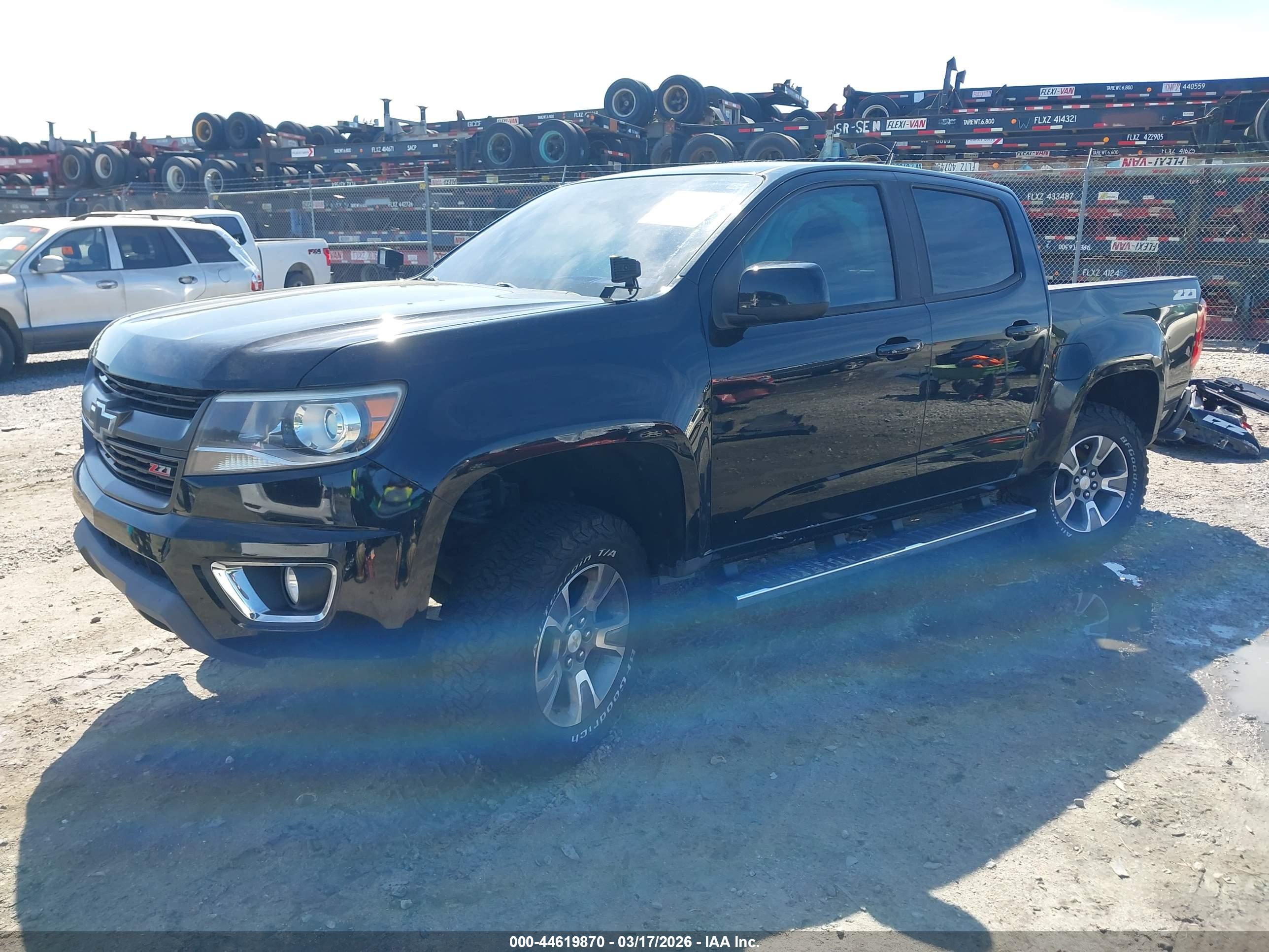 CHEVROLET COLORADO image 2