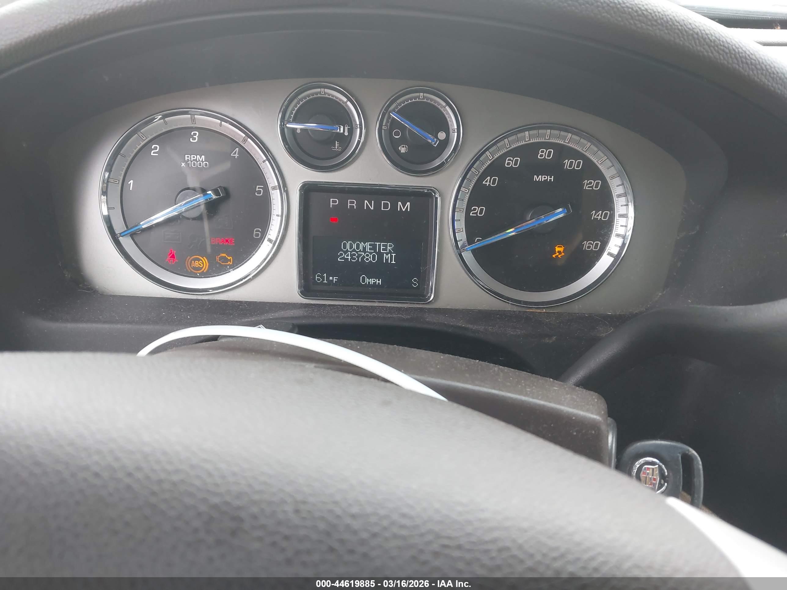 CADILLAC ESCALADE image 7