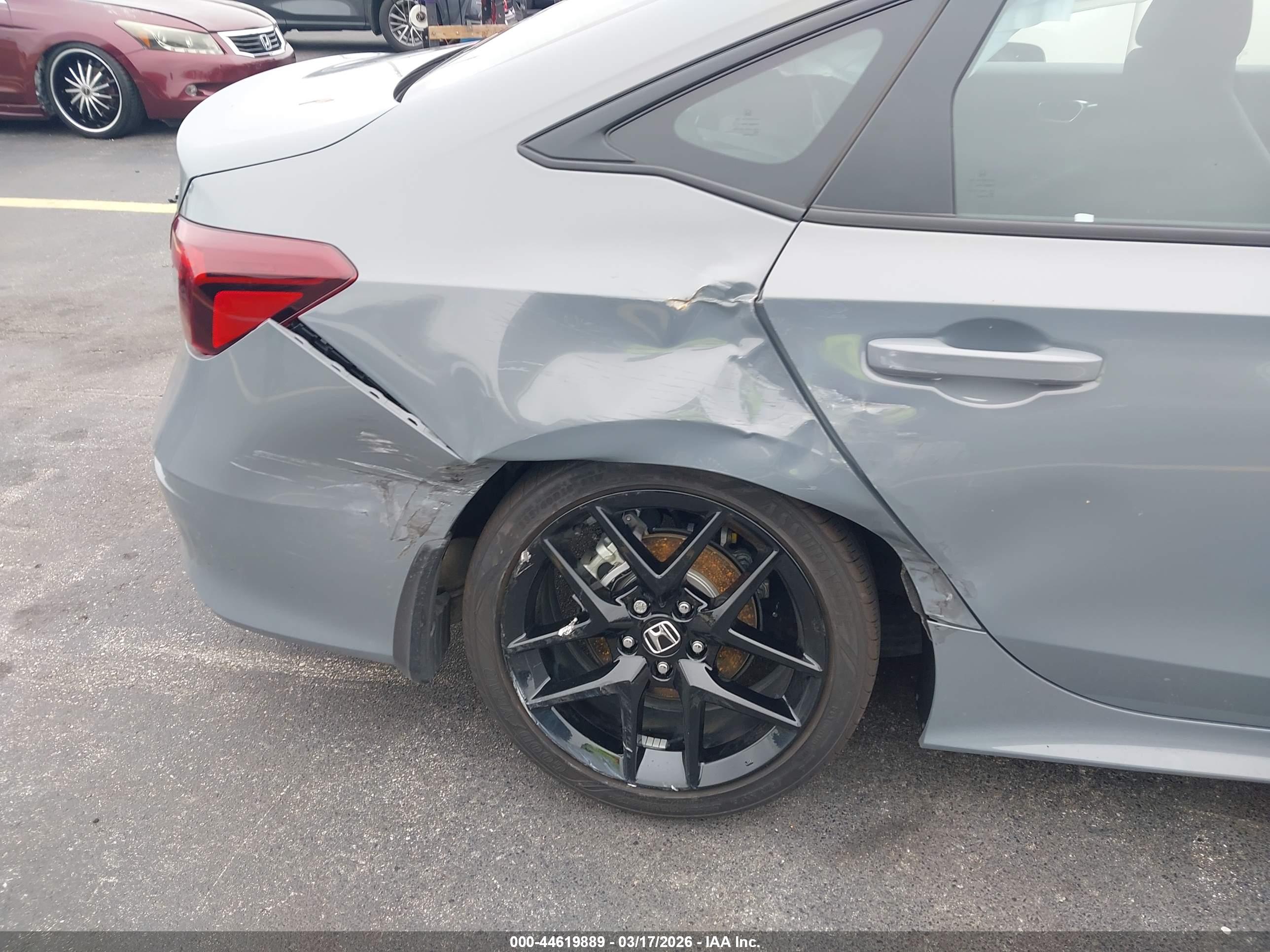 HONDA CIVIC image 6