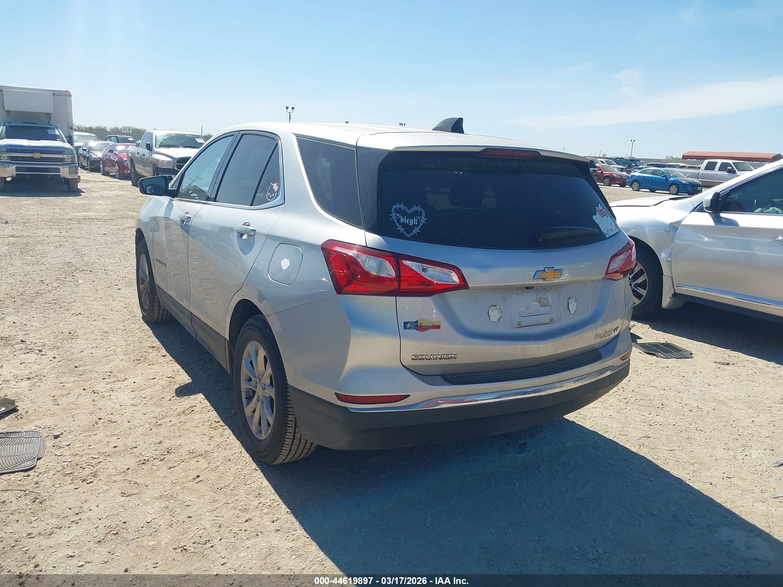 CHEVROLET EQUINOX image 3