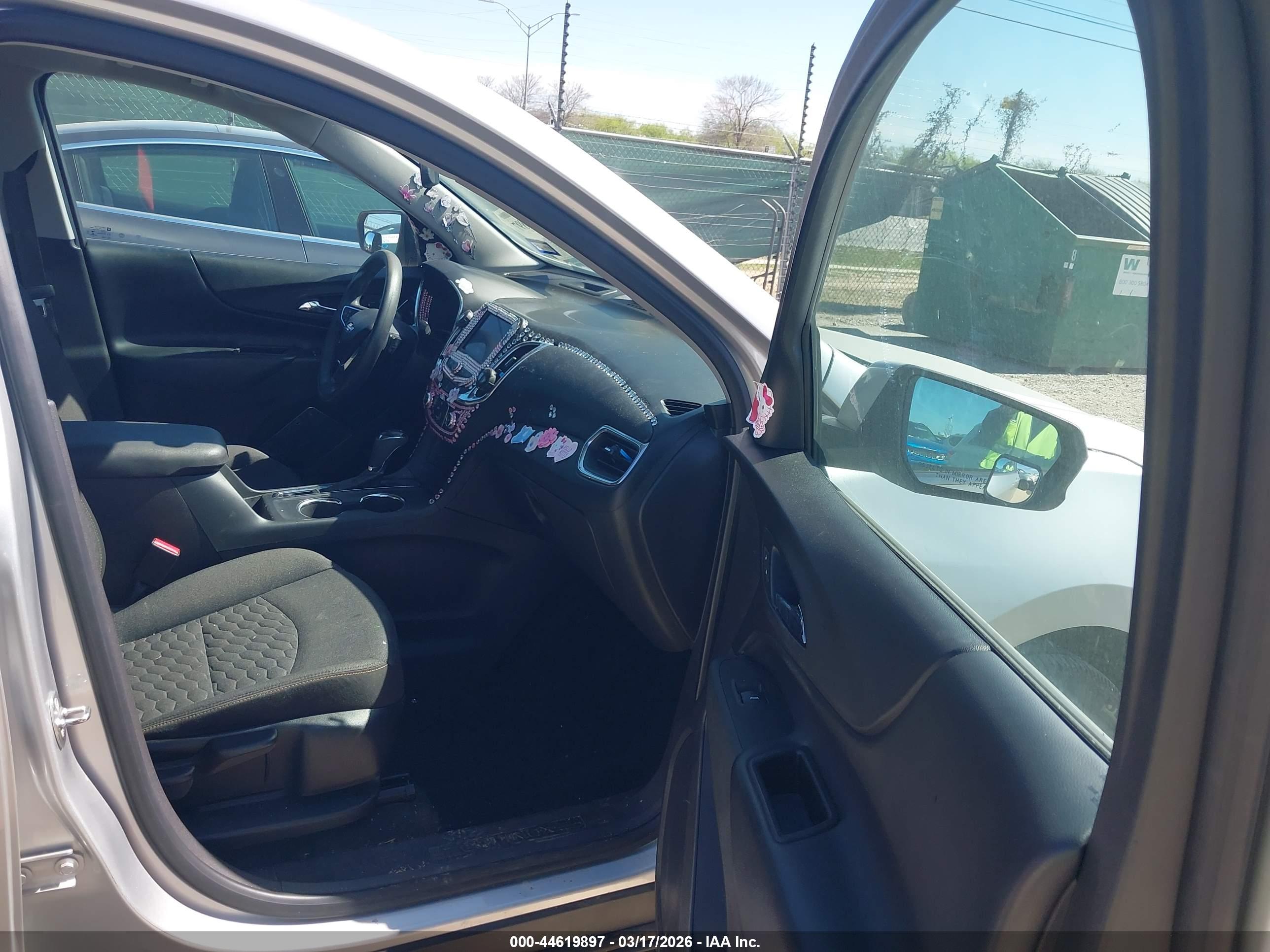 CHEVROLET EQUINOX image 5