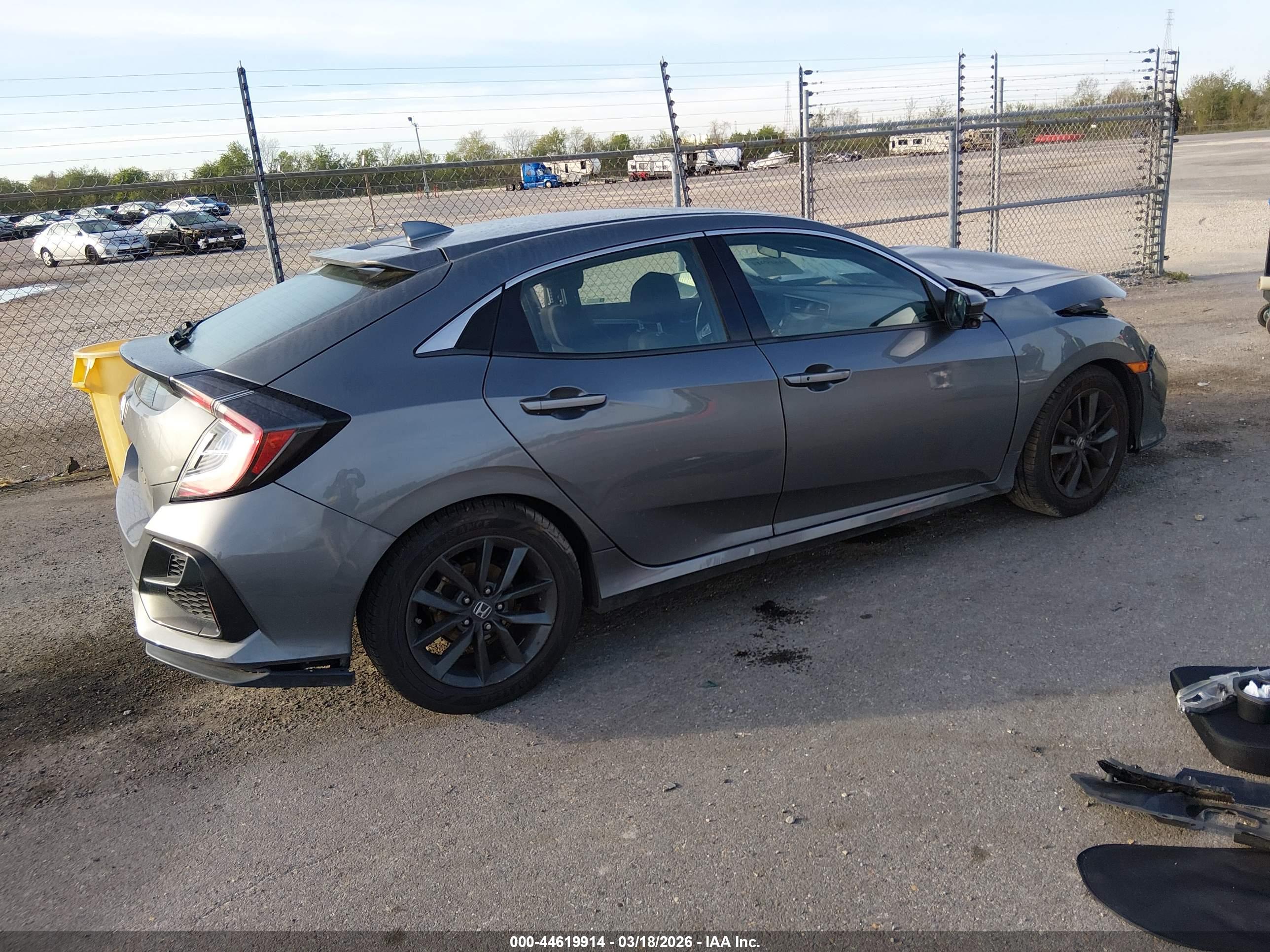 HONDA CIVIC image 4