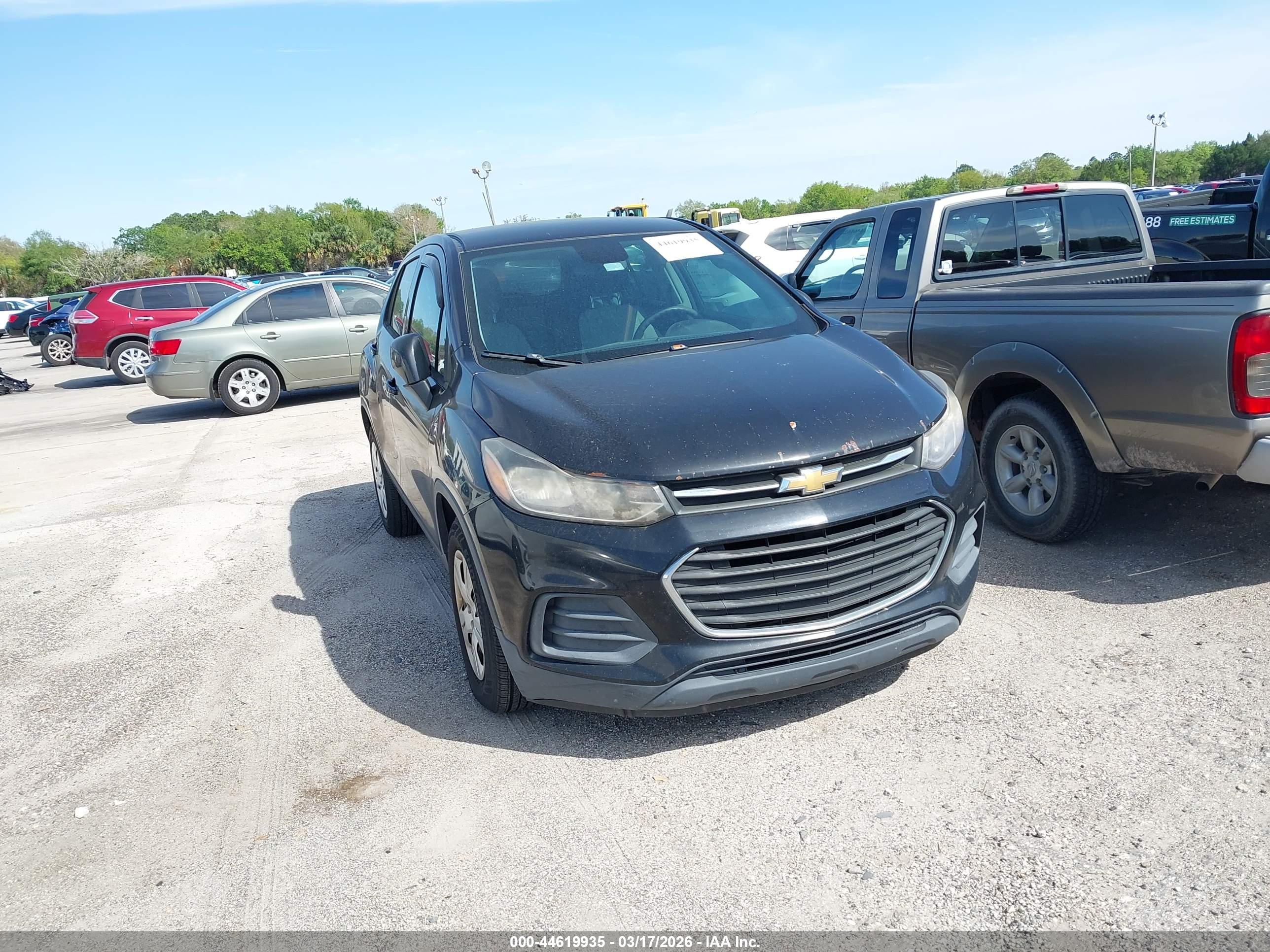 CHEVROLET TRAX image 6