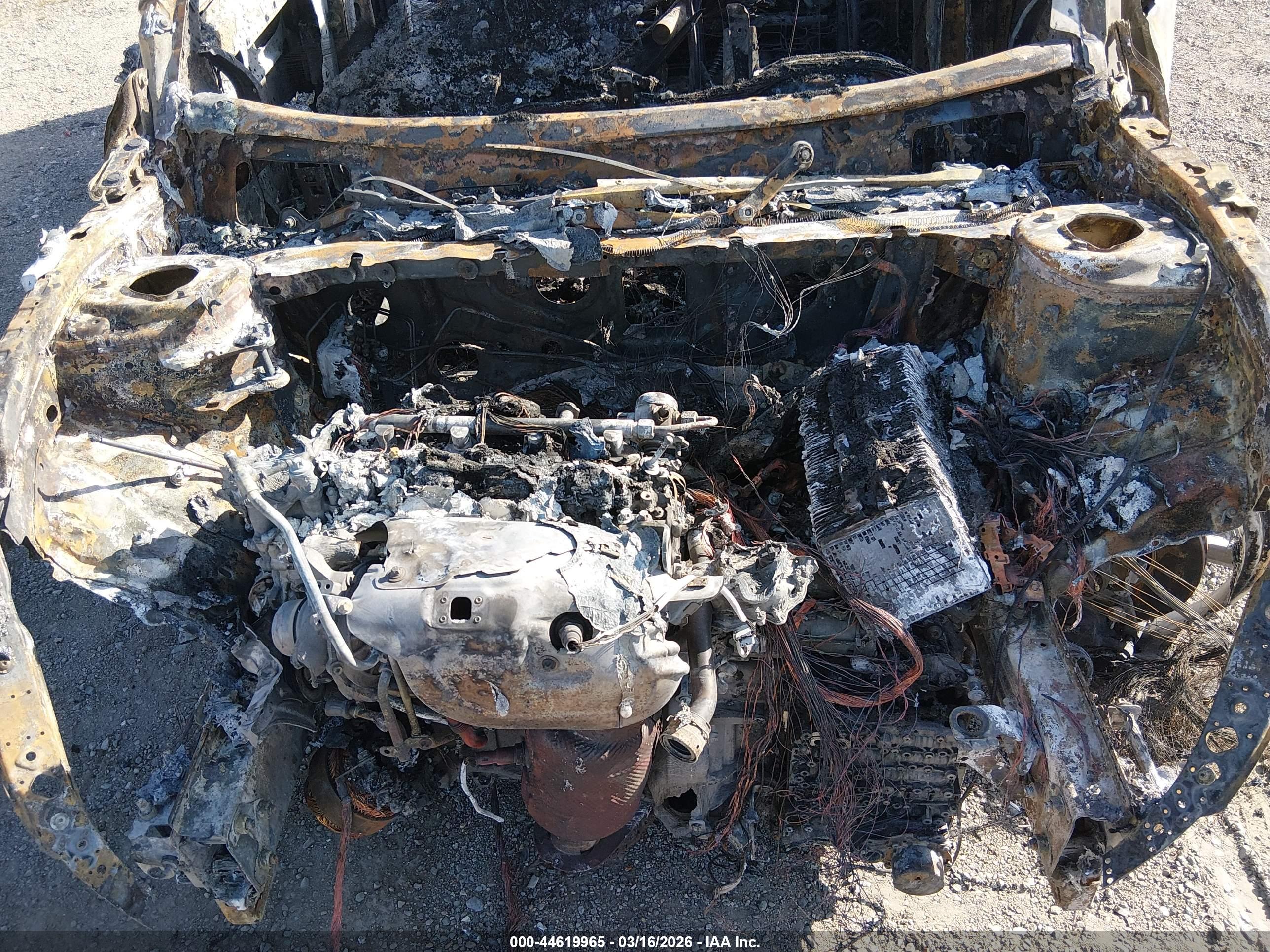 MERCEDES-BENZ GLB image 10