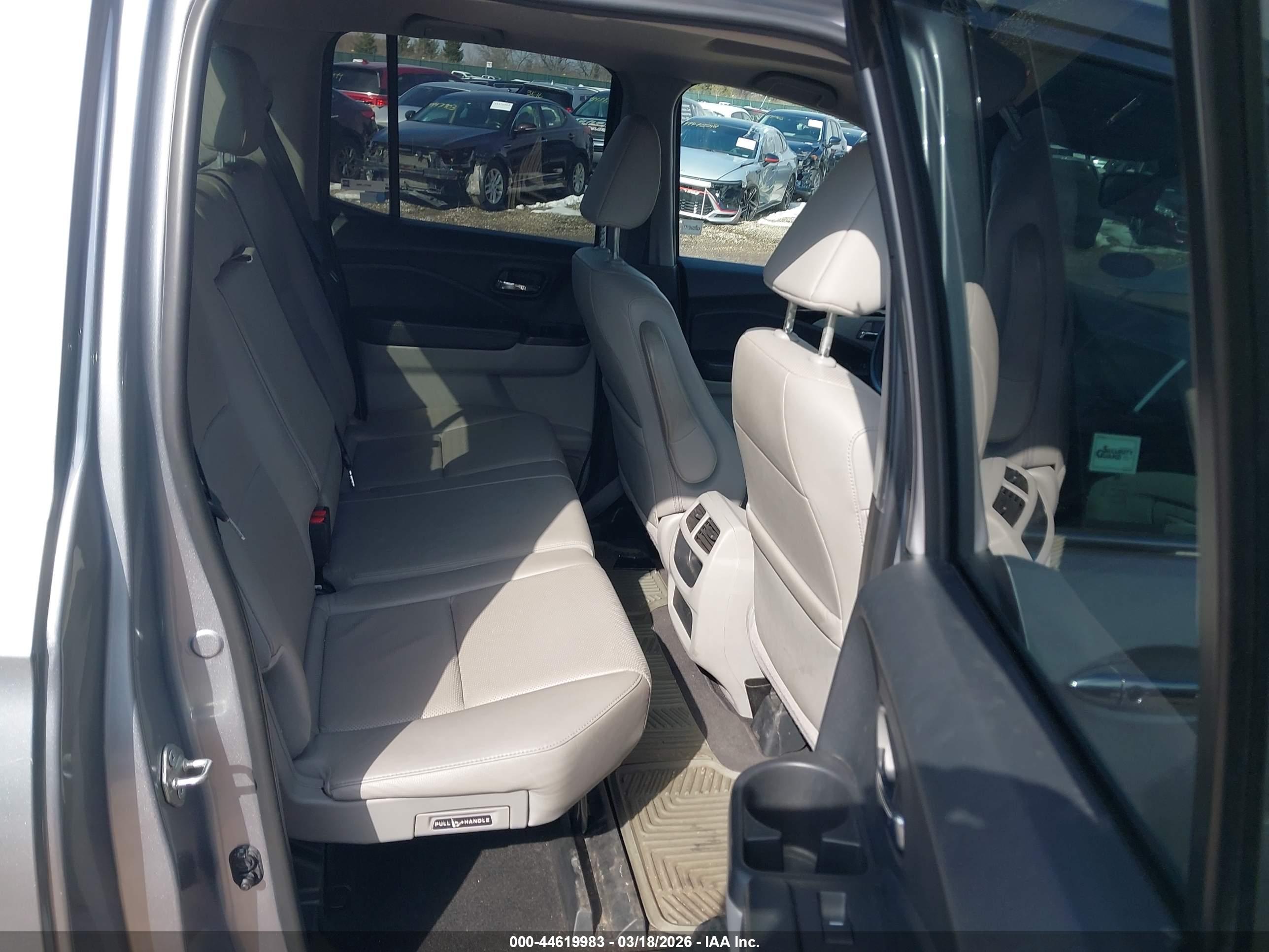 HONDA RIDGELINE image 8