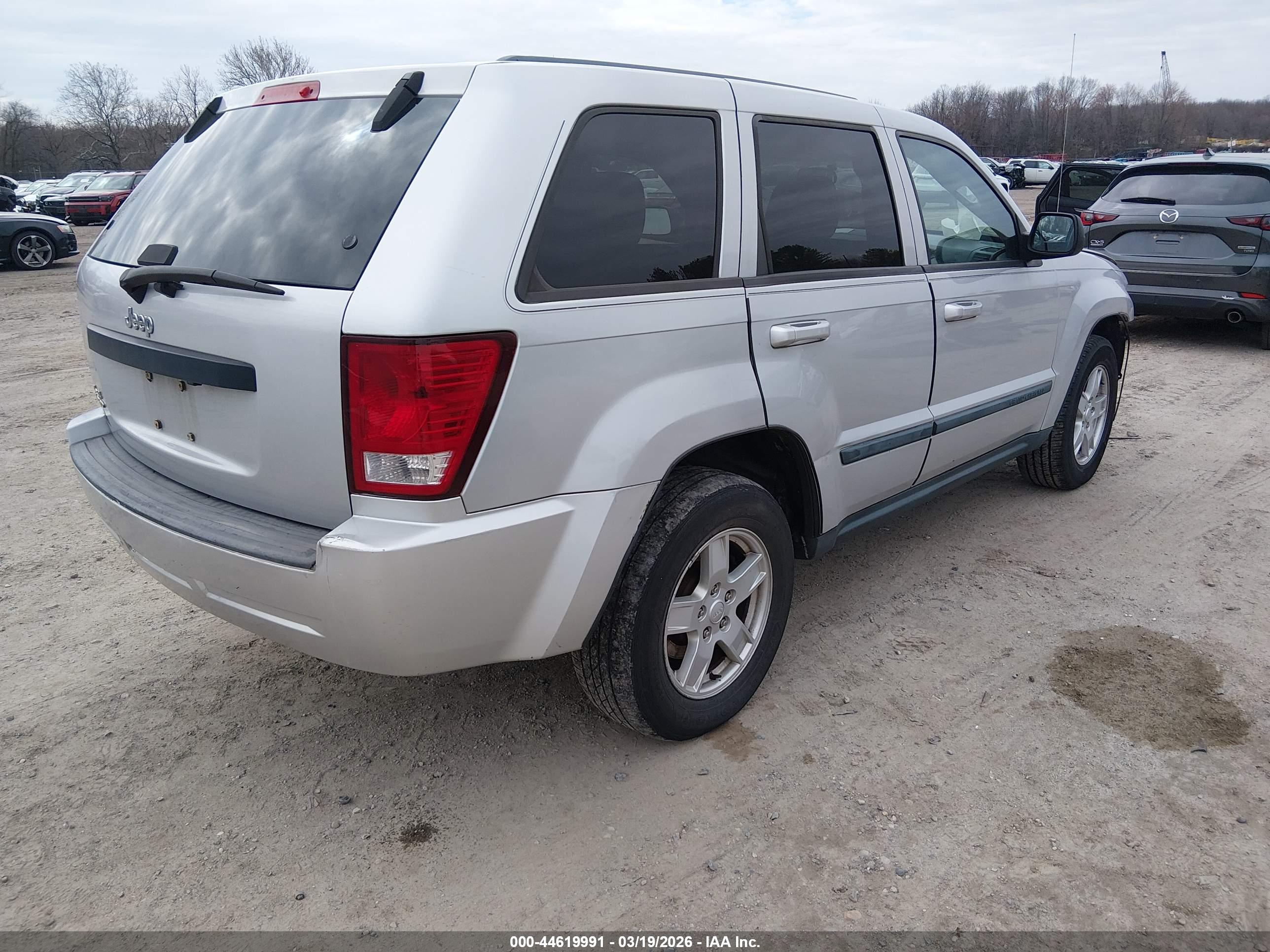 JEEP GRAND image 4