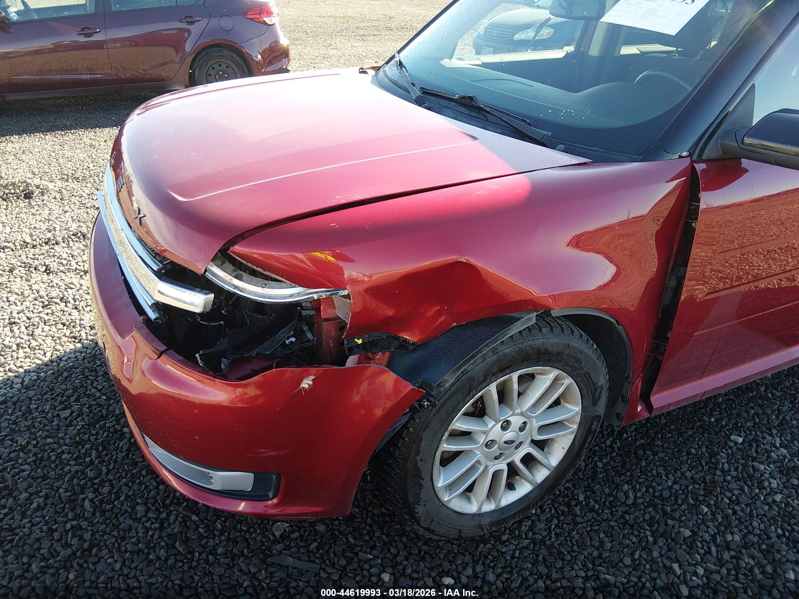 FORD FLEX image 6