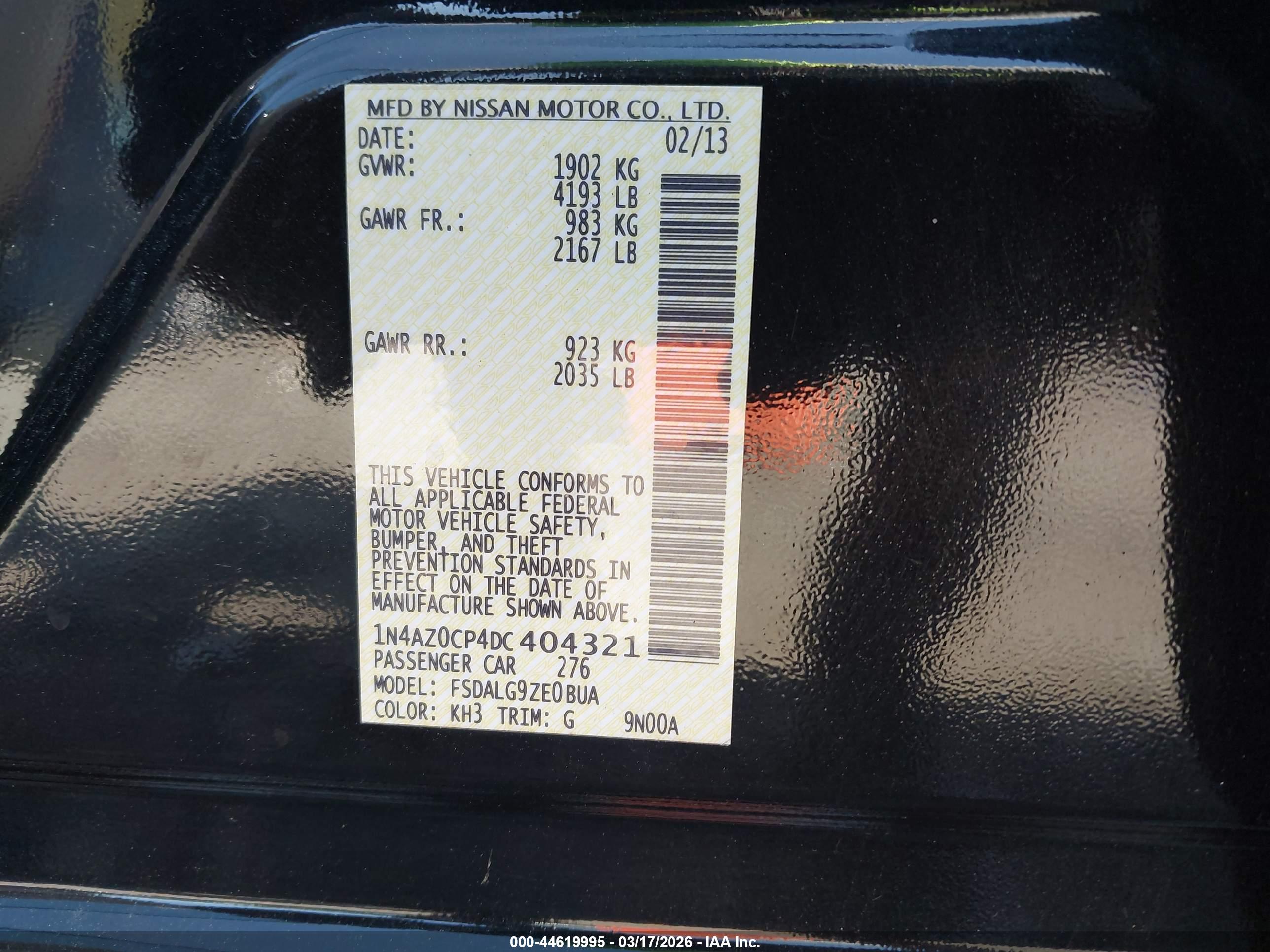 NISSAN LEAF image 9