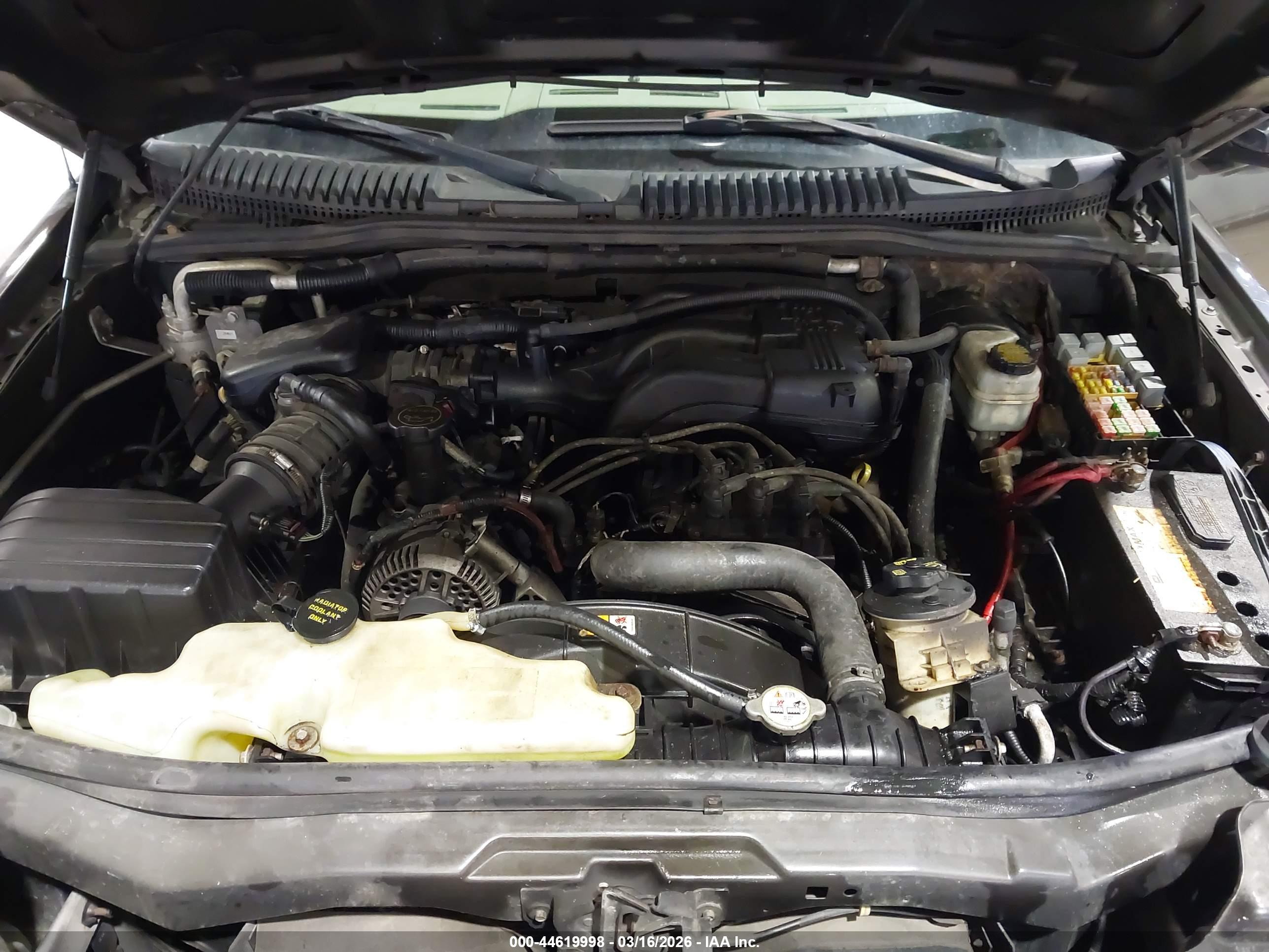 FORD EXPLORER image 10