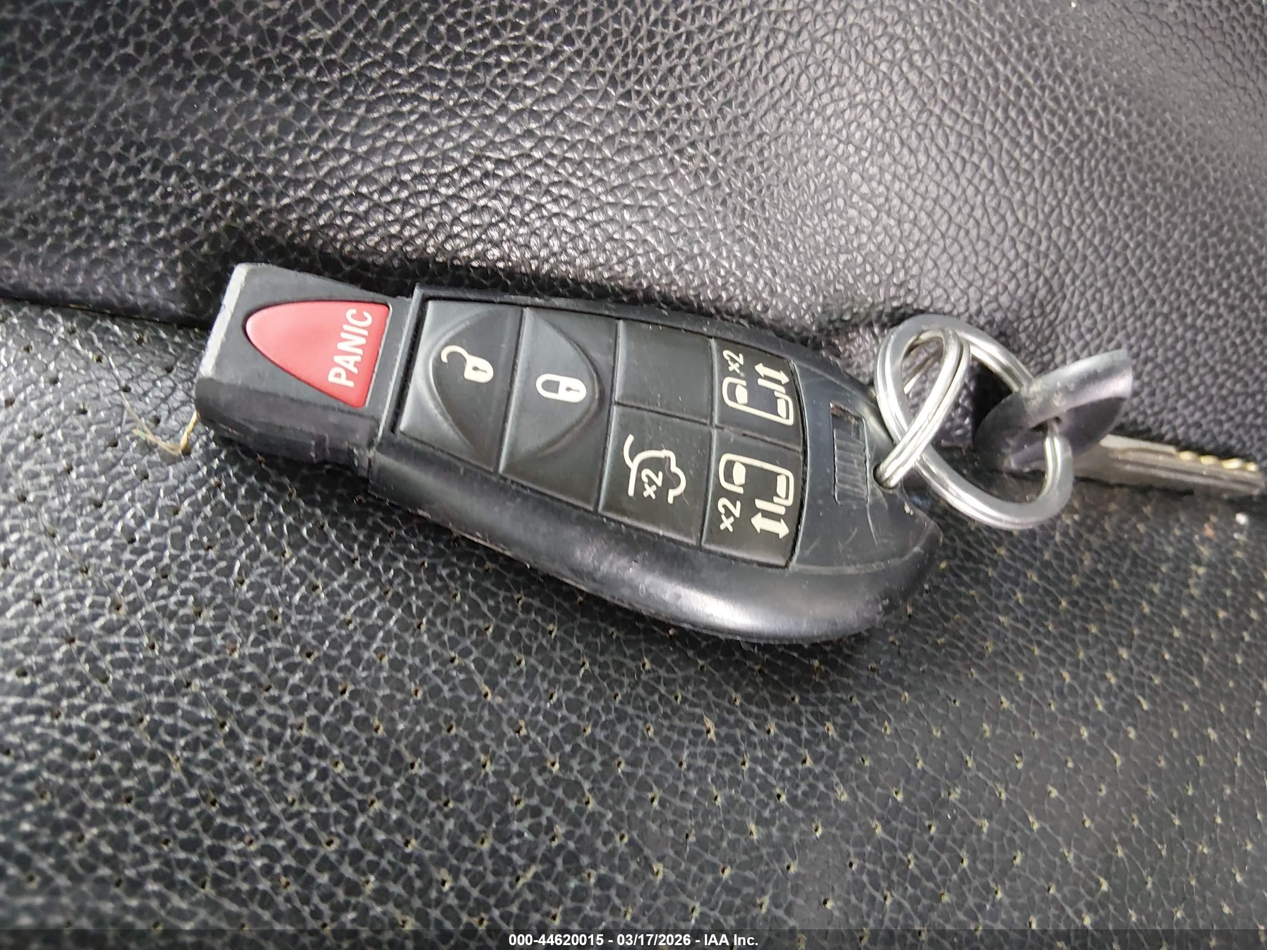 CHRYSLER TOWN image 11
