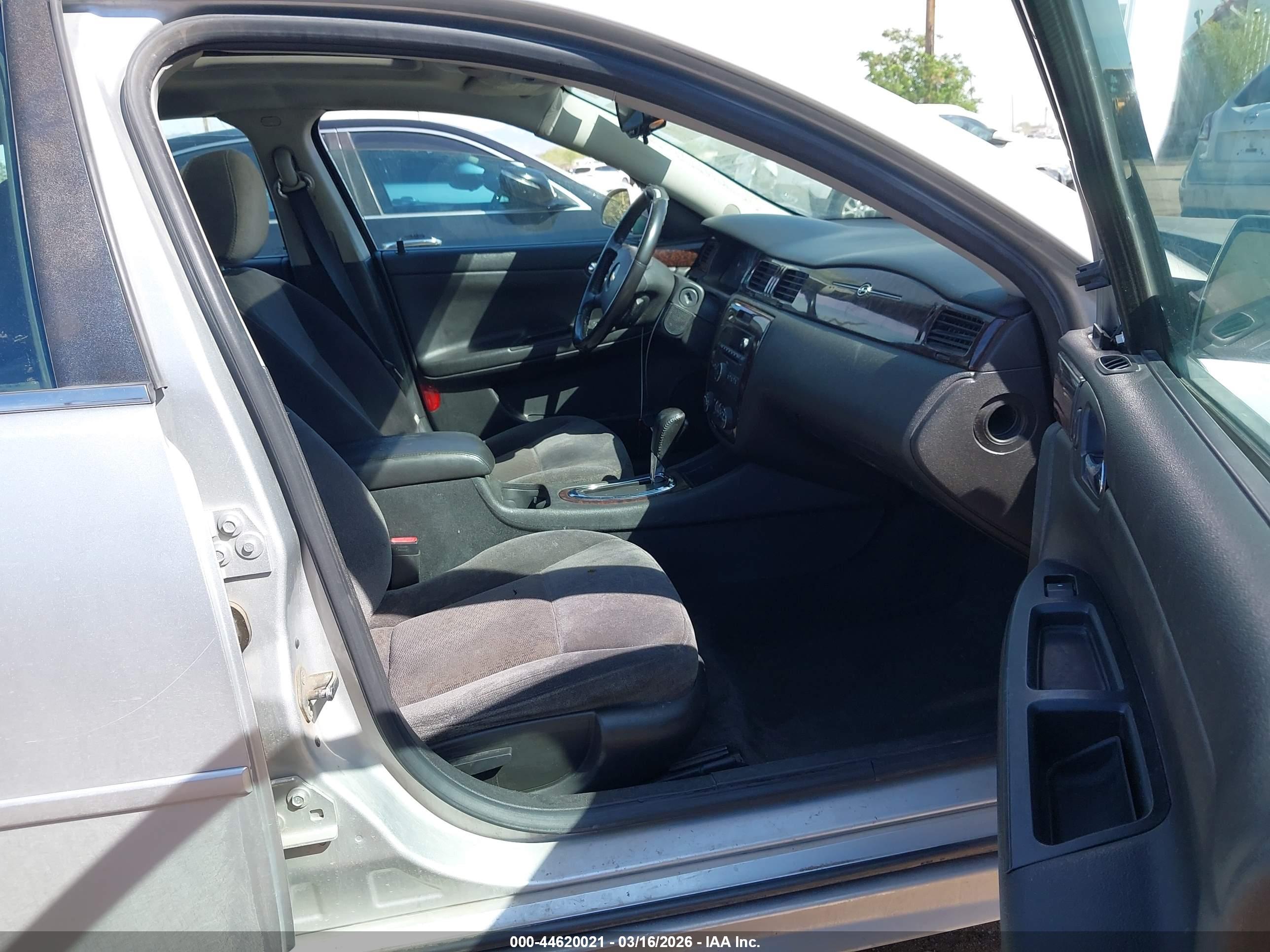 CHEVROLET IMPALA image 5