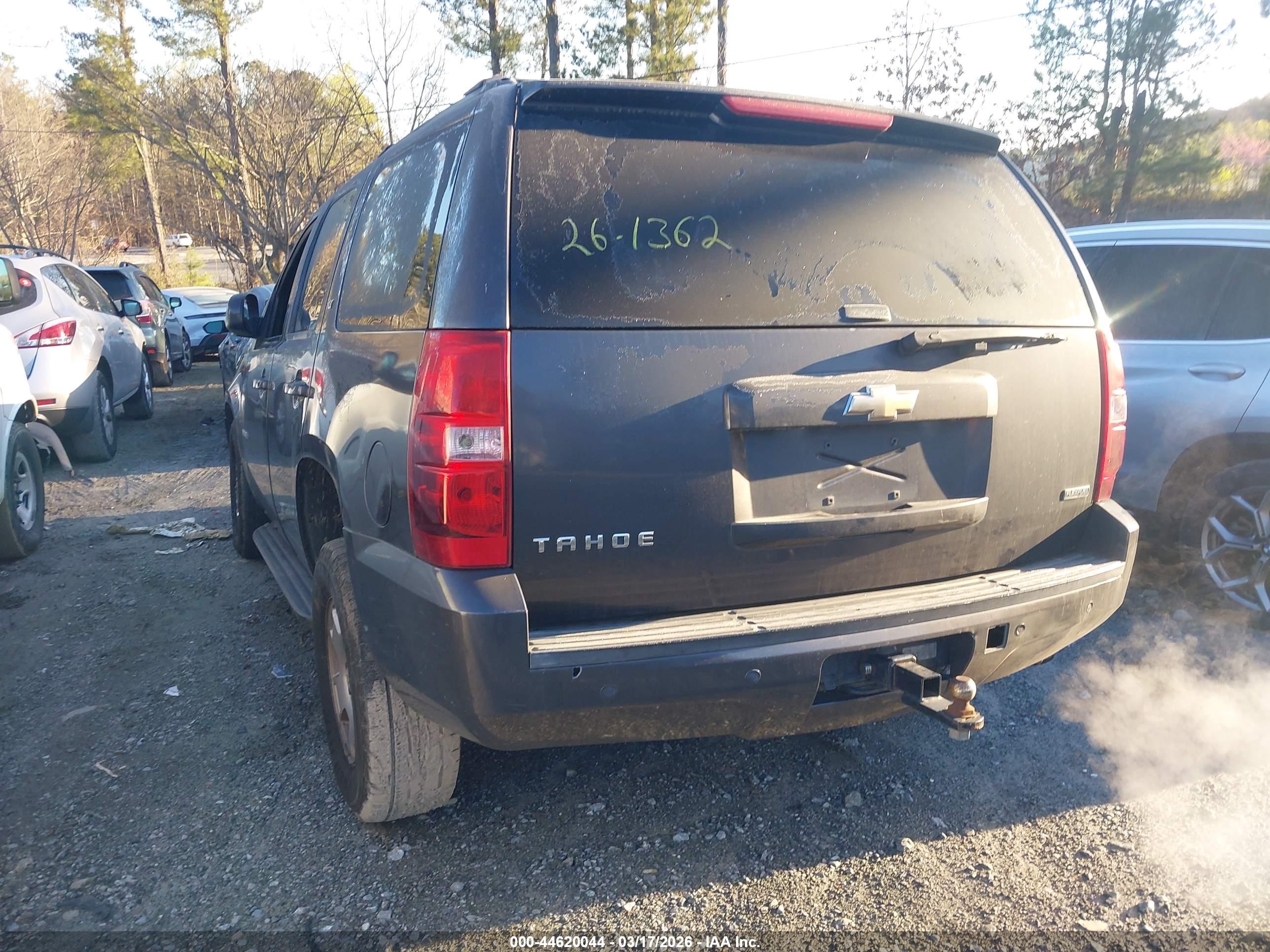 CHEVROLET TAHOE image 3