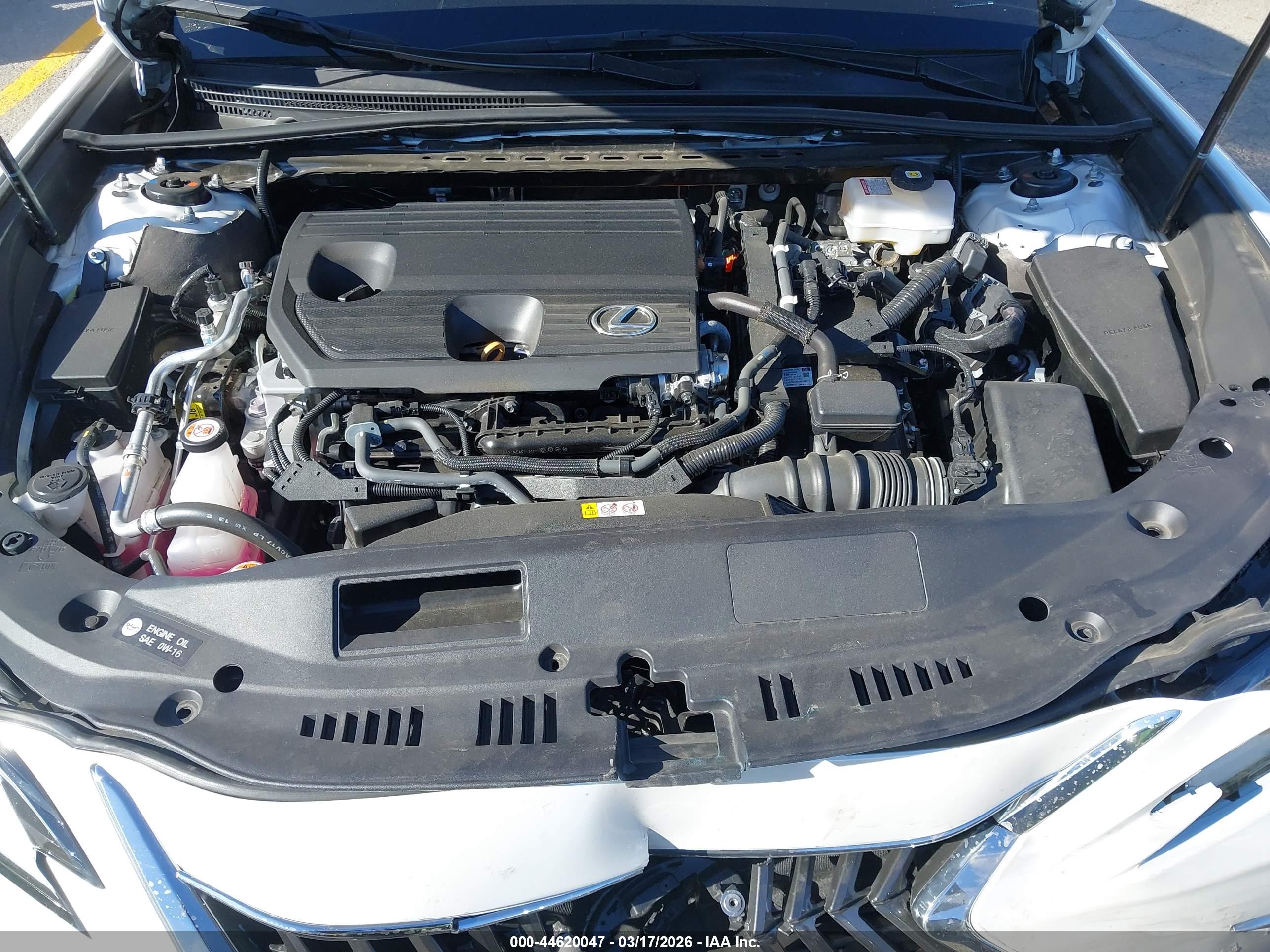 LEXUS ES image 10