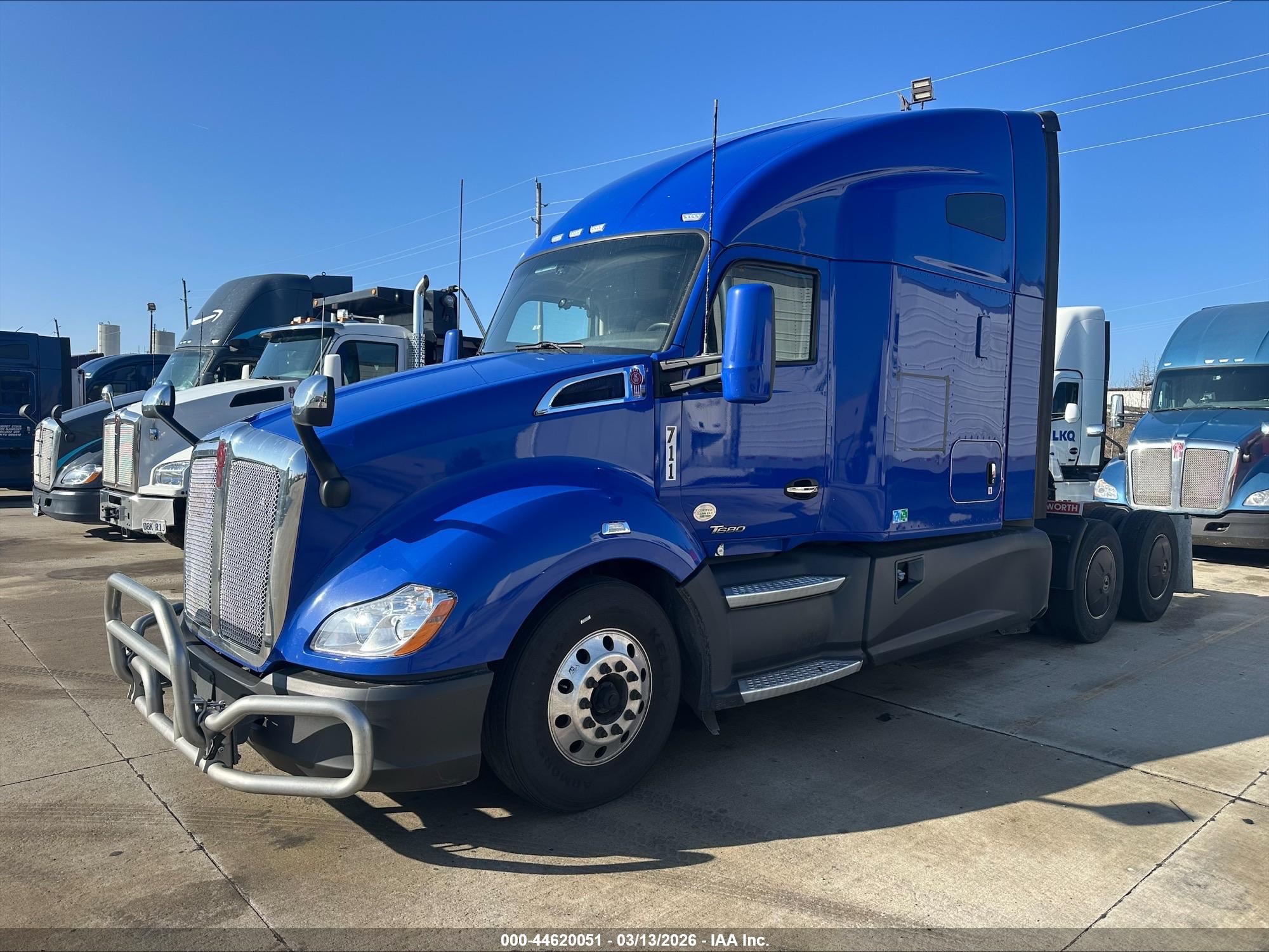KENWORTH T680 image 2