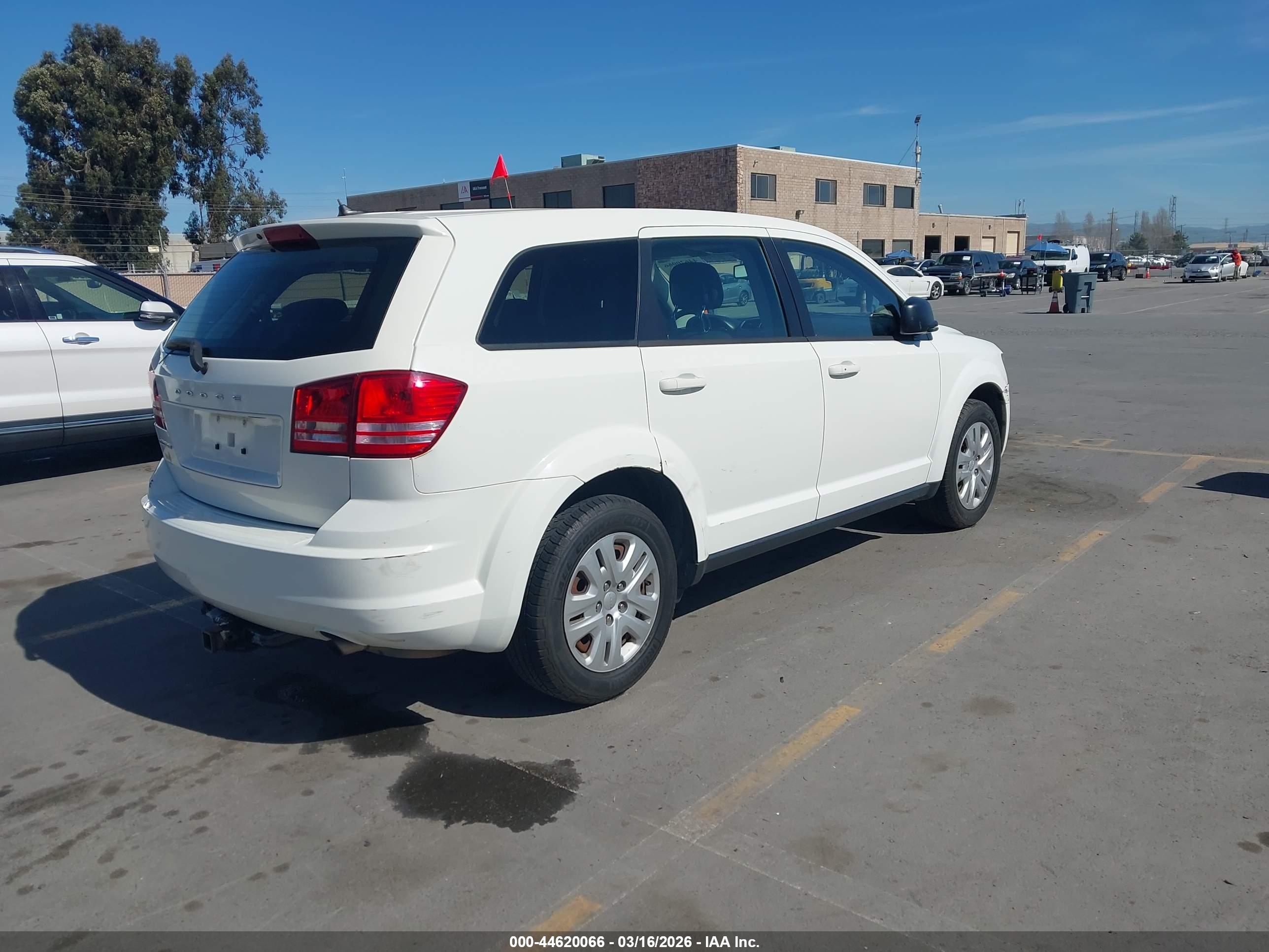 DODGE JOURNEY image 4
