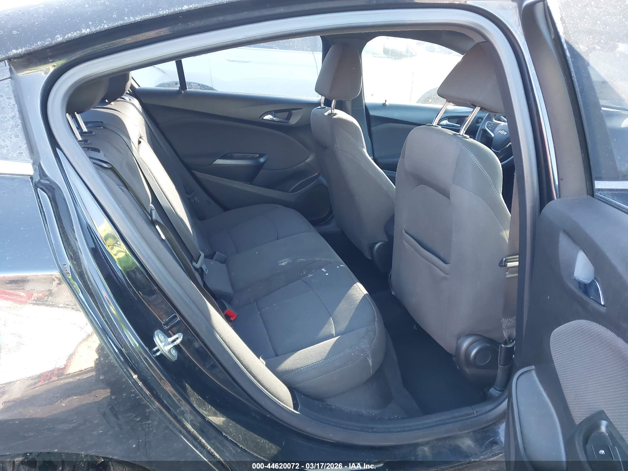 CHEVROLET CRUZE image 8