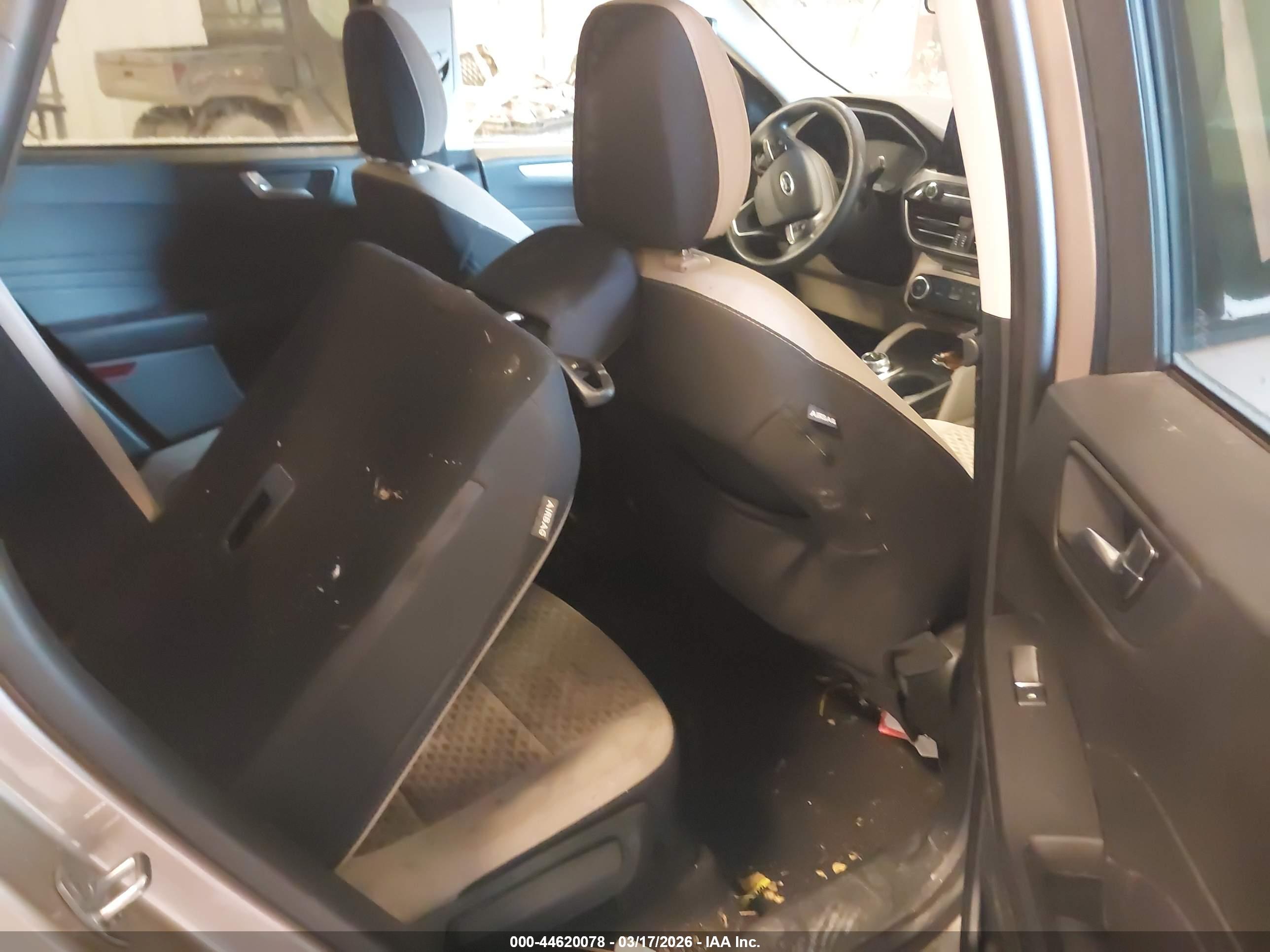 FORD ESCAPE image 8
