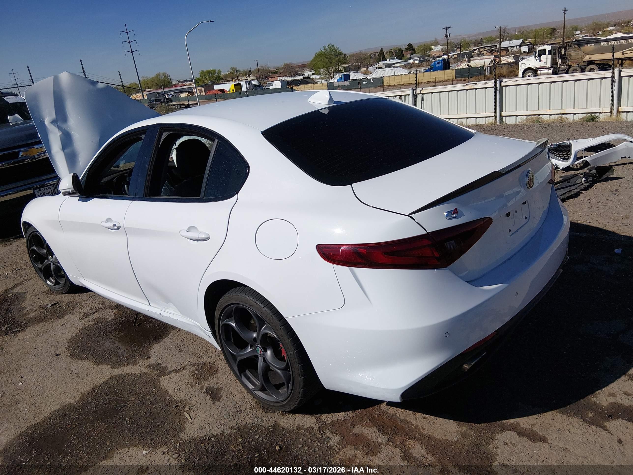 ALFA ROMEO image 3