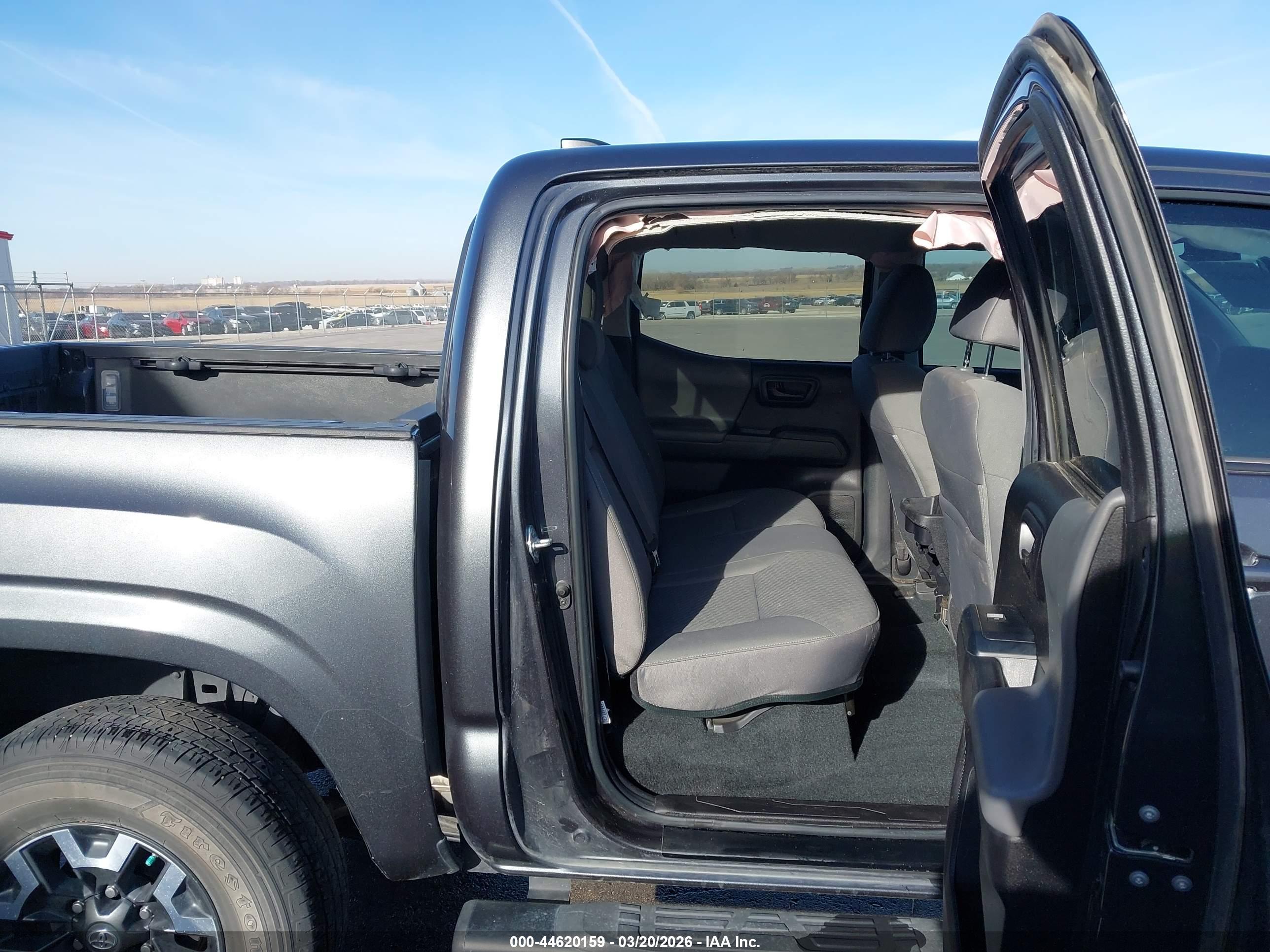 TOYOTA TACOMA image 8