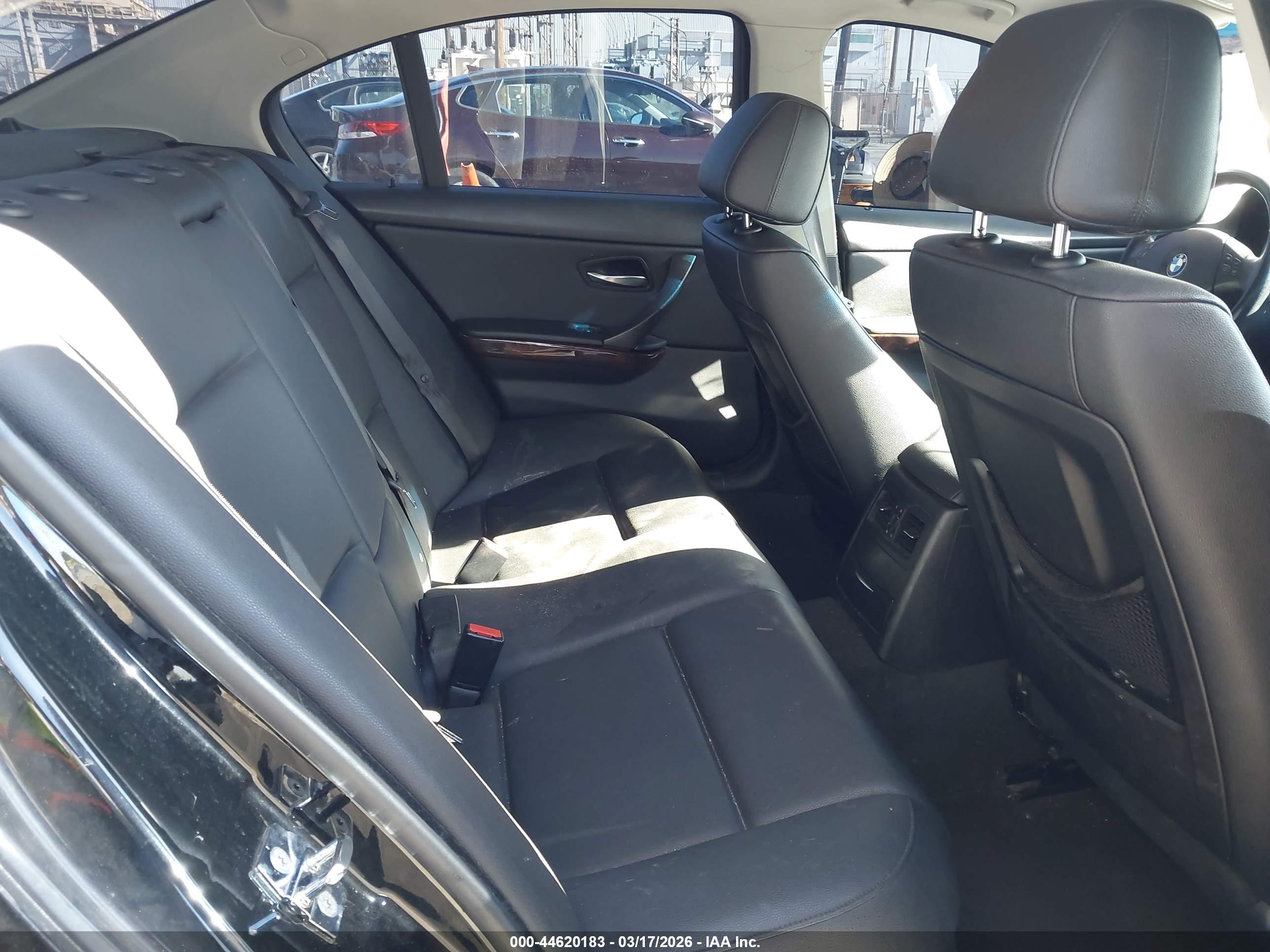 BMW 328I image 8