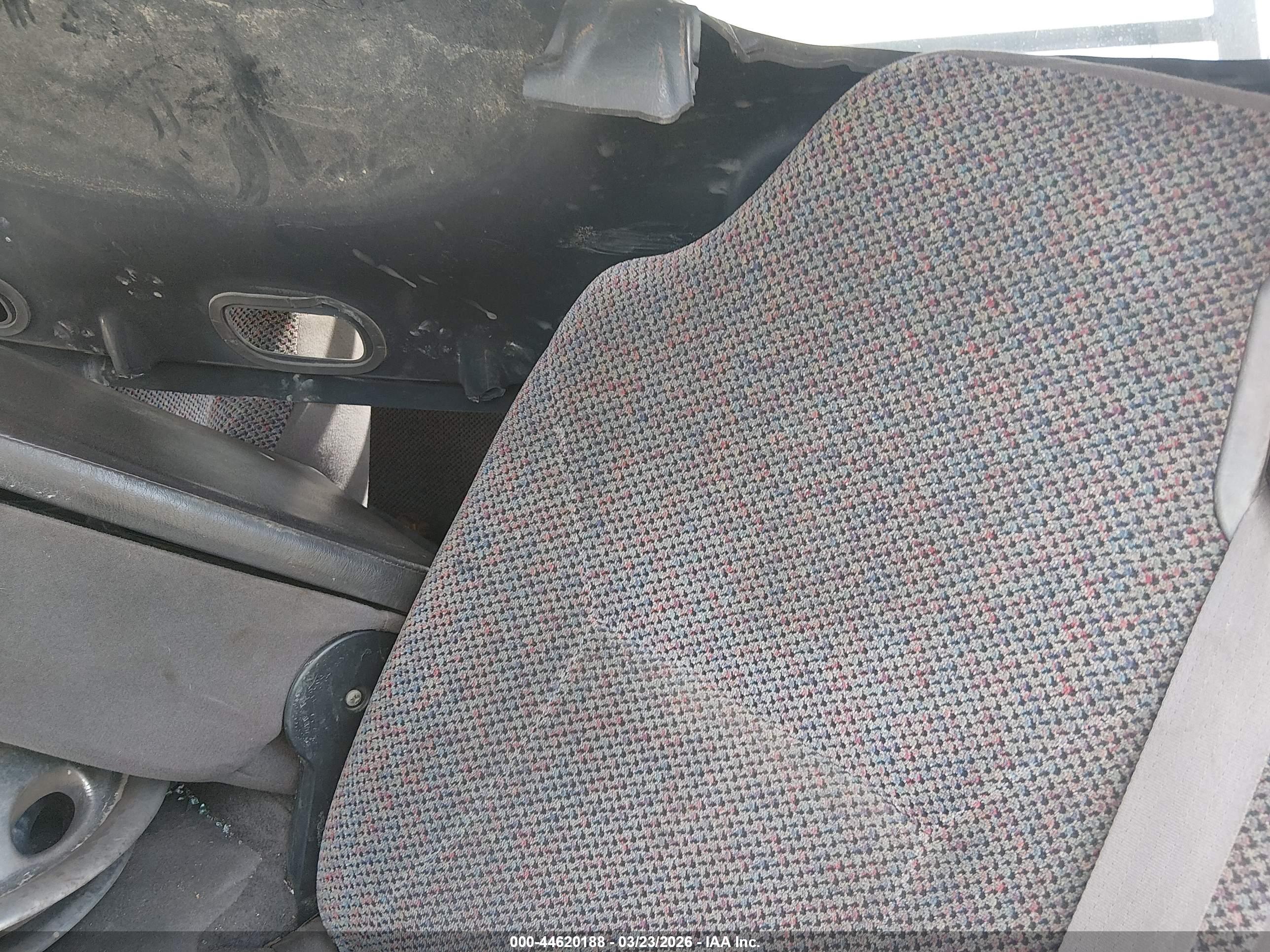 DODGE RAM image 7