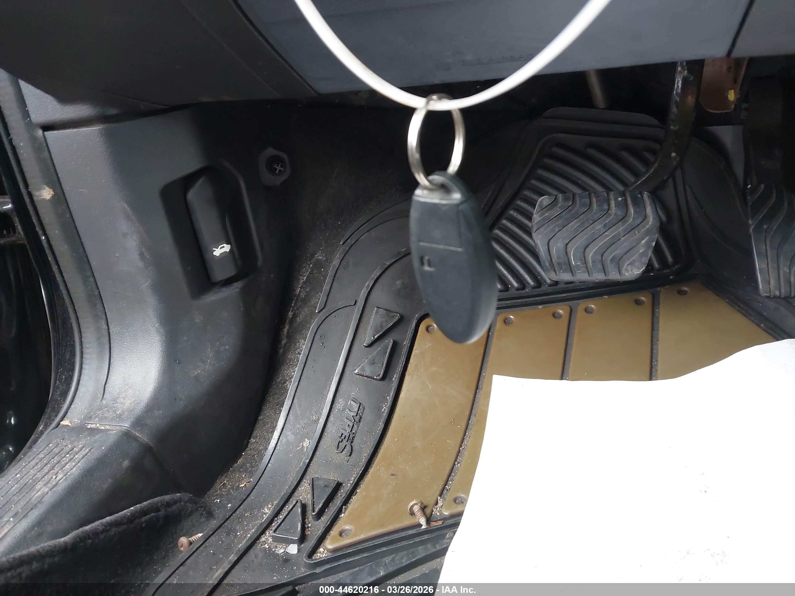NISSAN ROGUE image 11