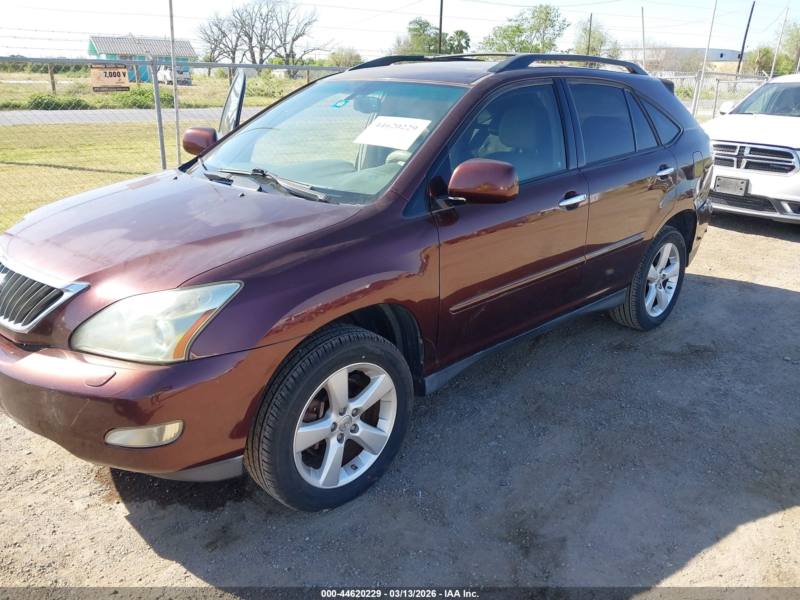 LEXUS RX image 2
