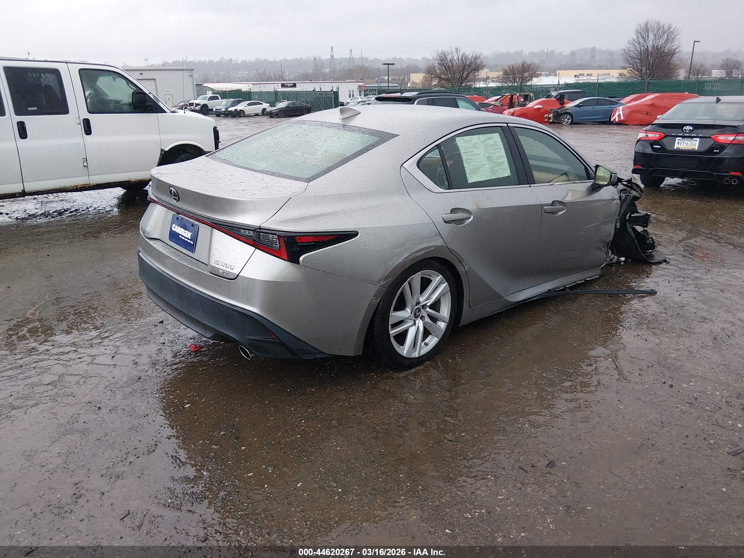 LEXUS IS image 4