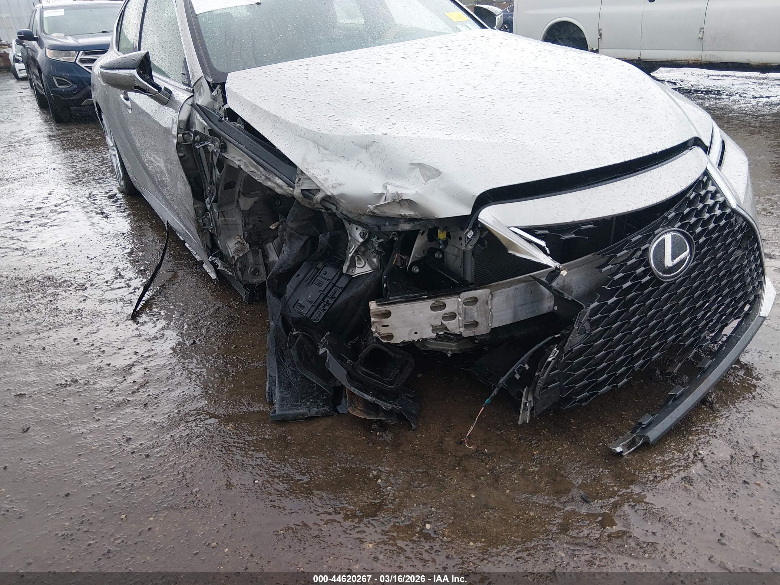 LEXUS IS image 6