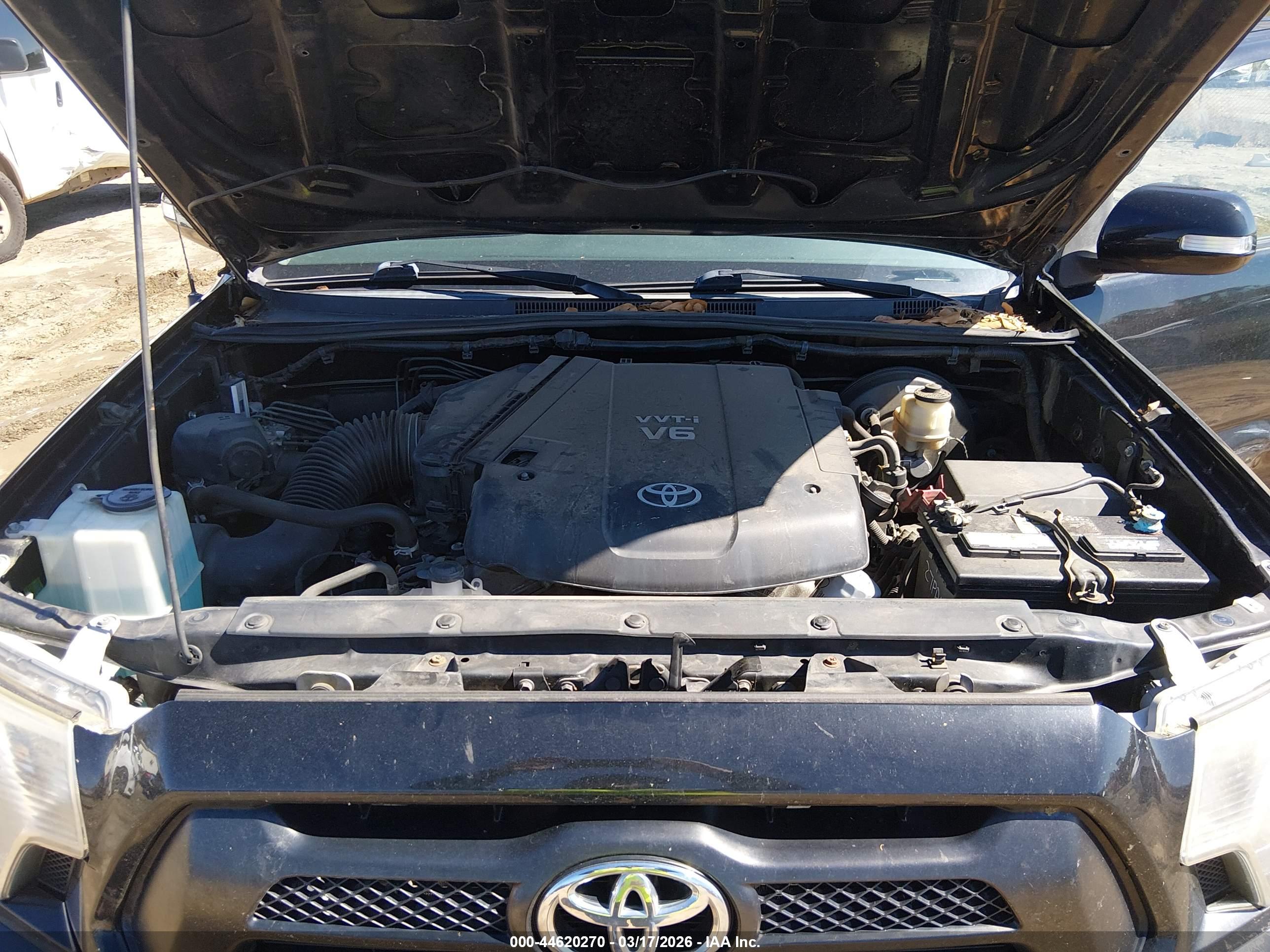 TOYOTA TACOMA image 10