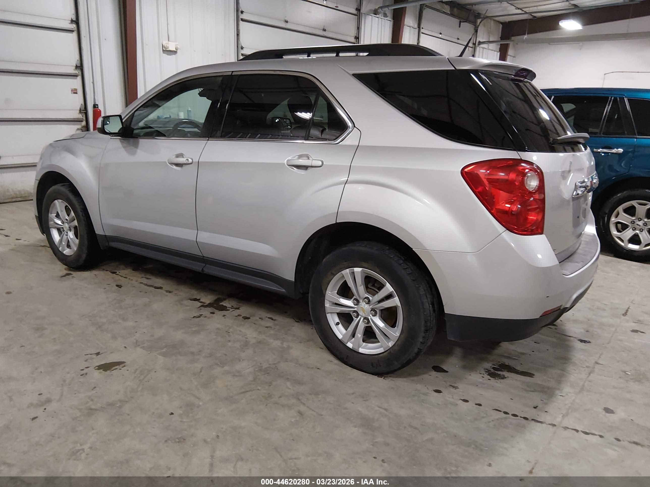 CHEVROLET EQUINOX image 3