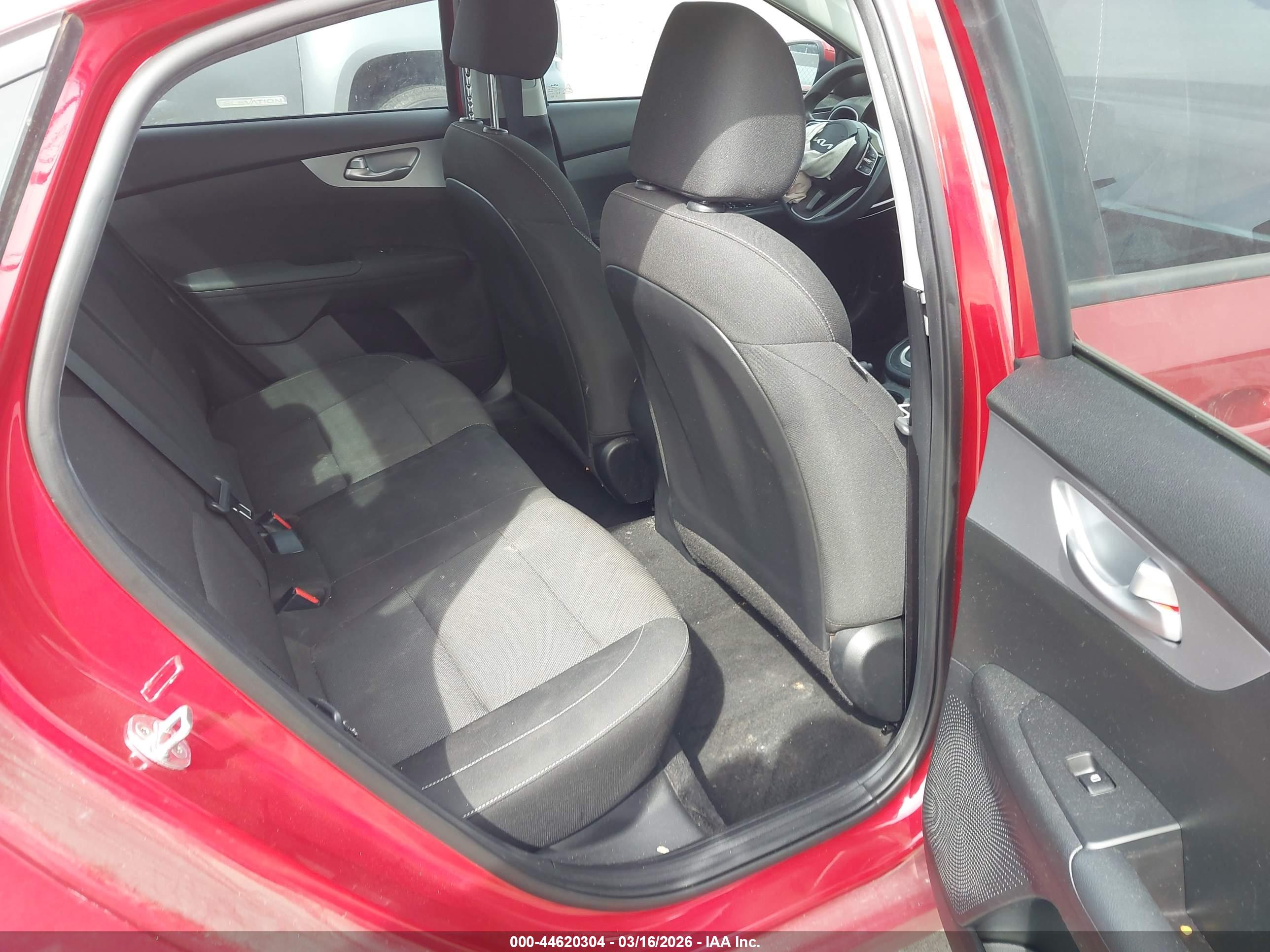KIA FORTE image 8