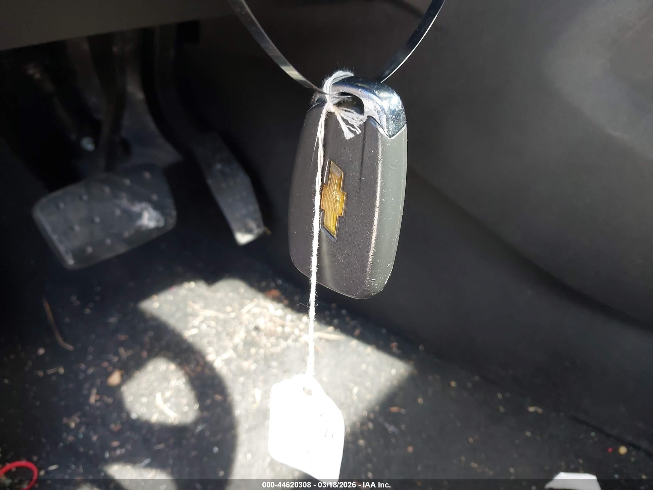 CHEVROLET TRAVERSE image 11