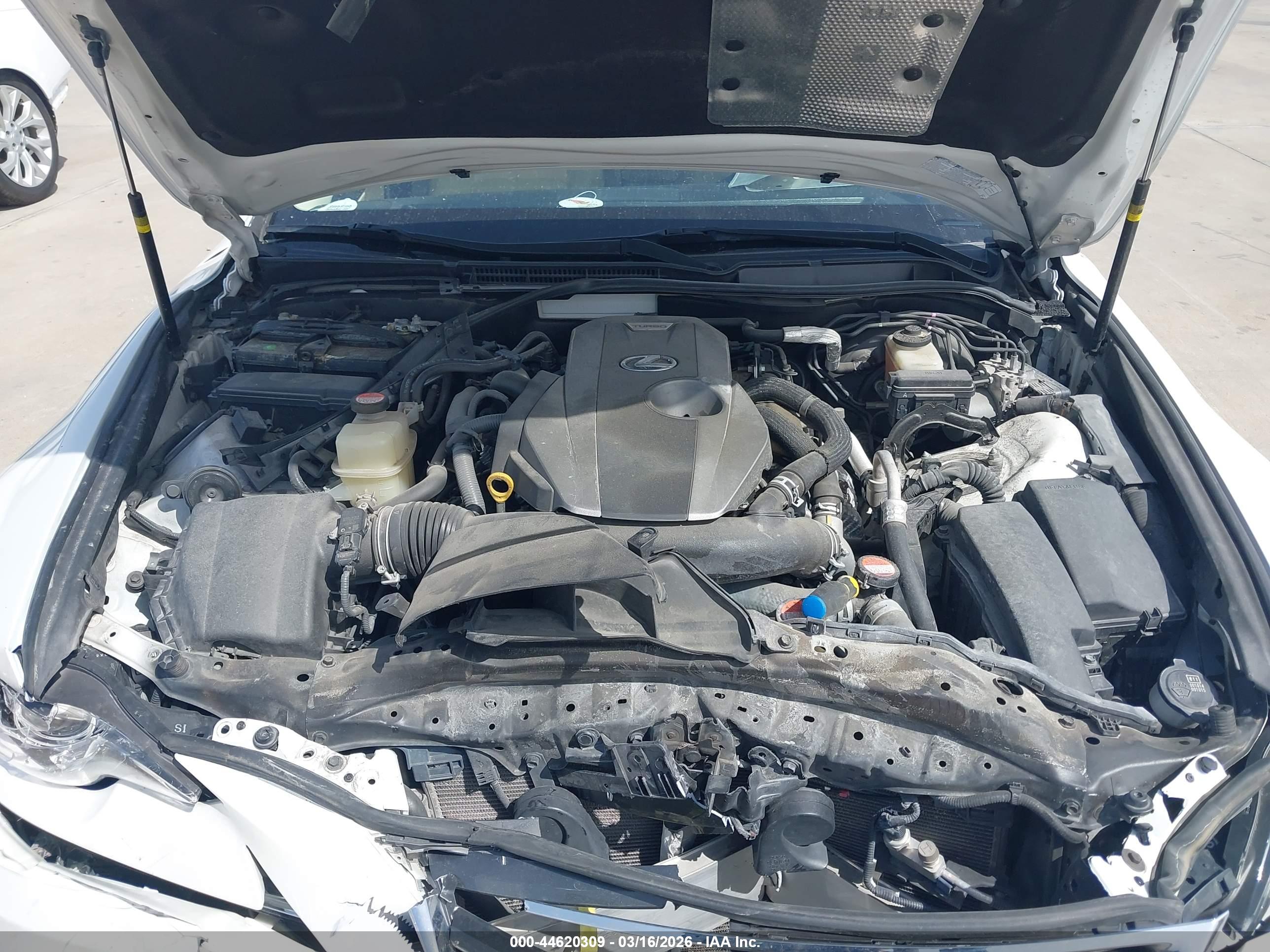 LEXUS IS image 10