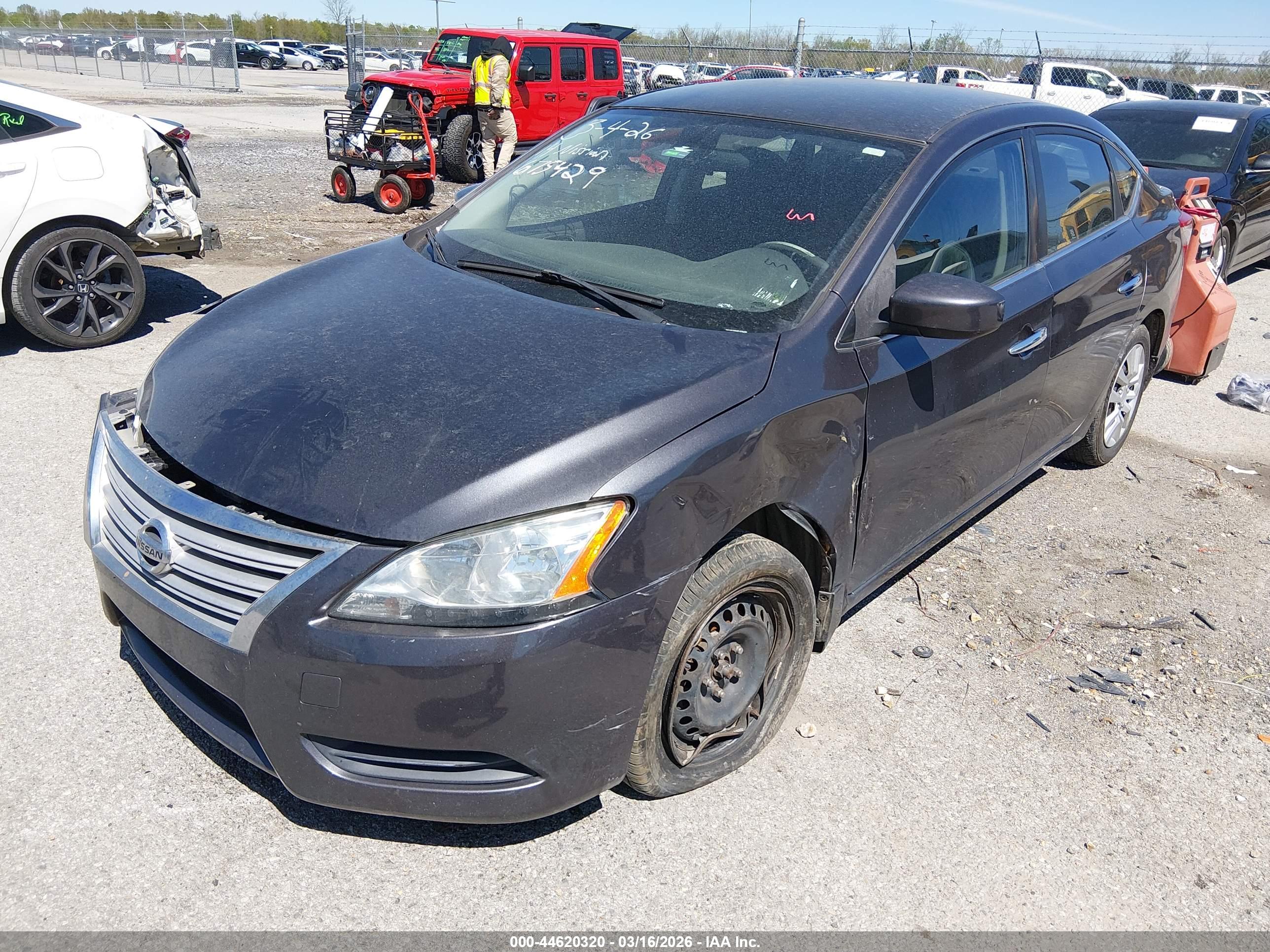 NISSAN SENTRA image 2