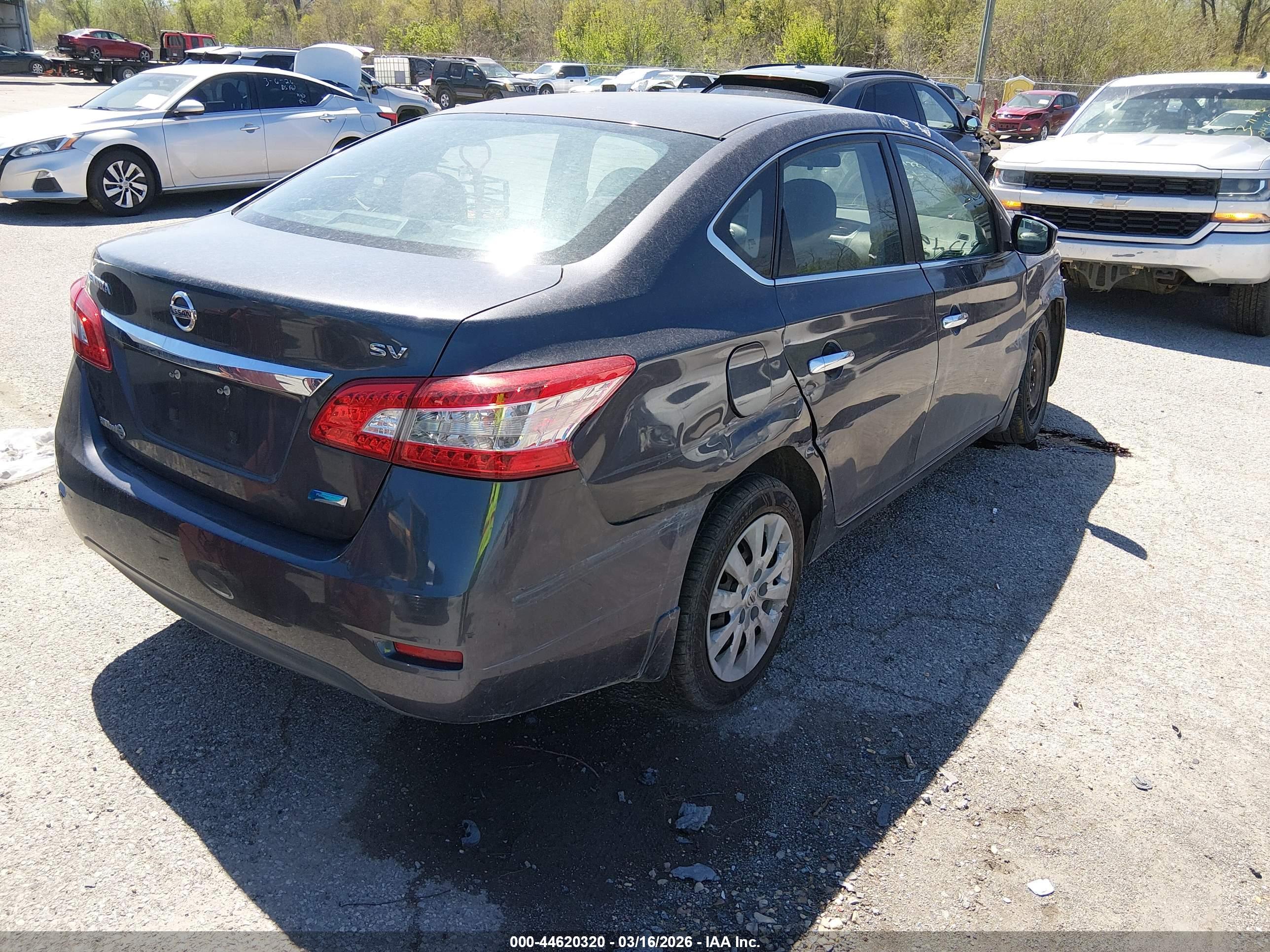 NISSAN SENTRA image 4