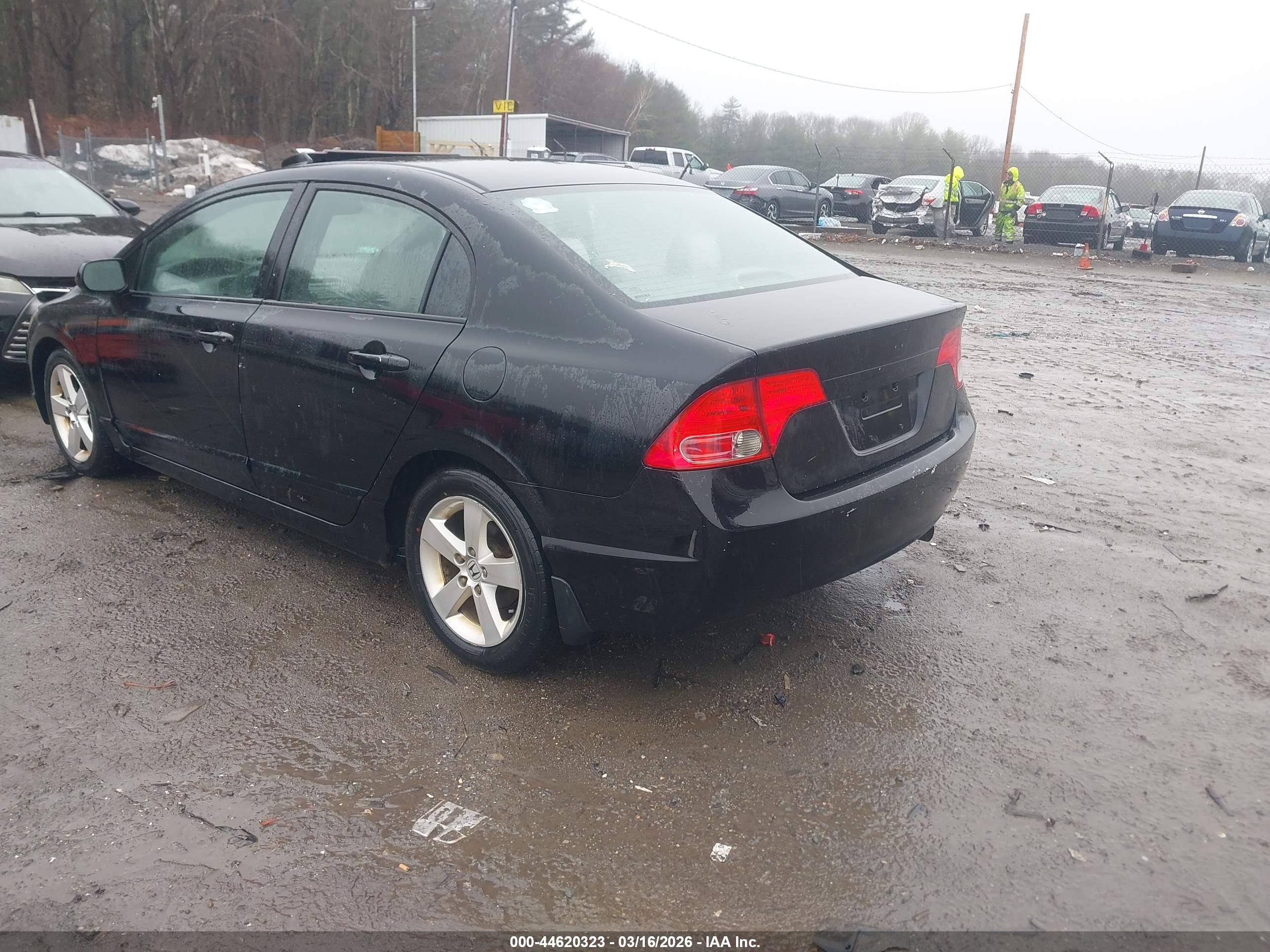 HONDA CIVIC image 3