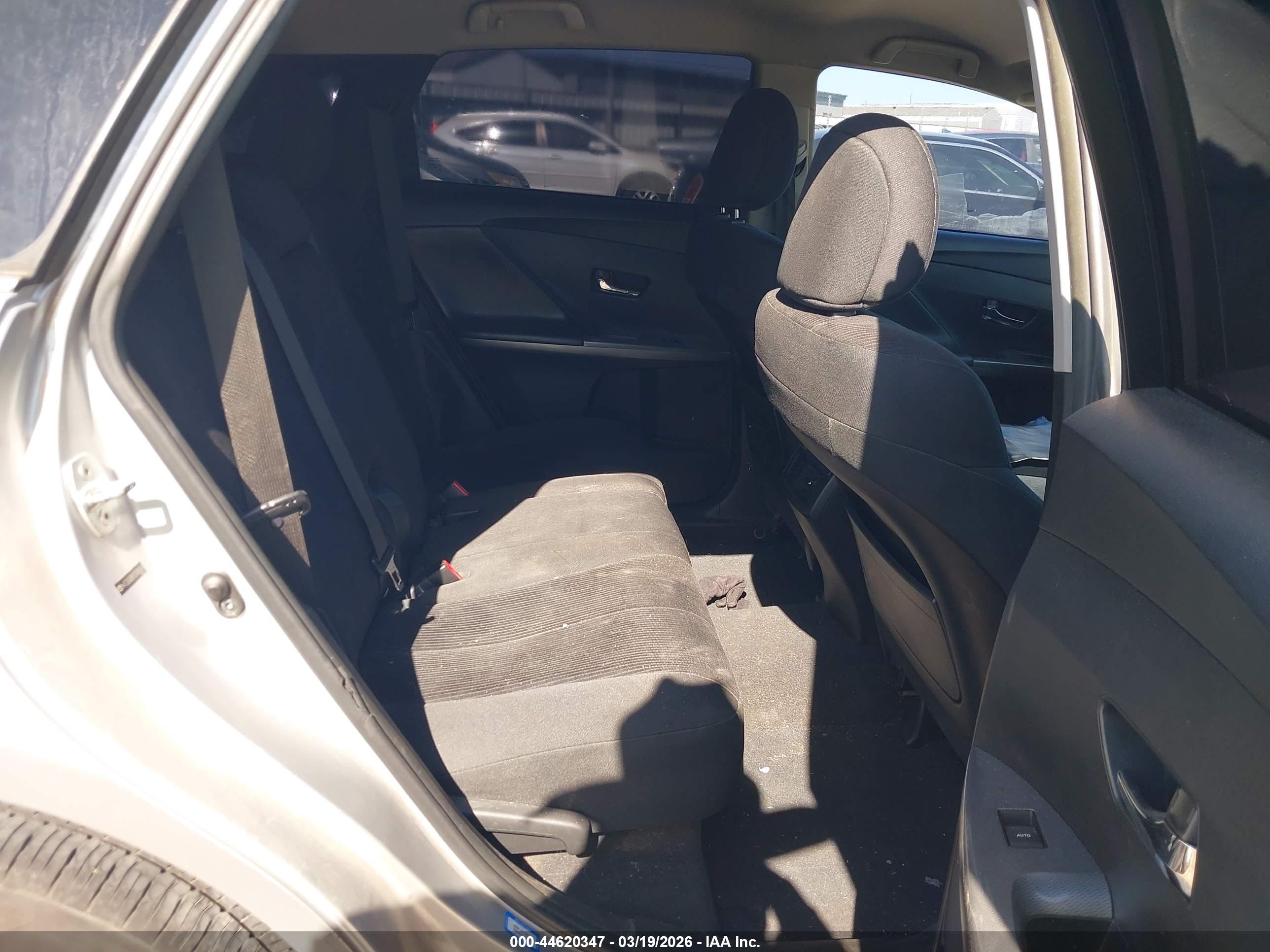 TOYOTA VENZA image 8
