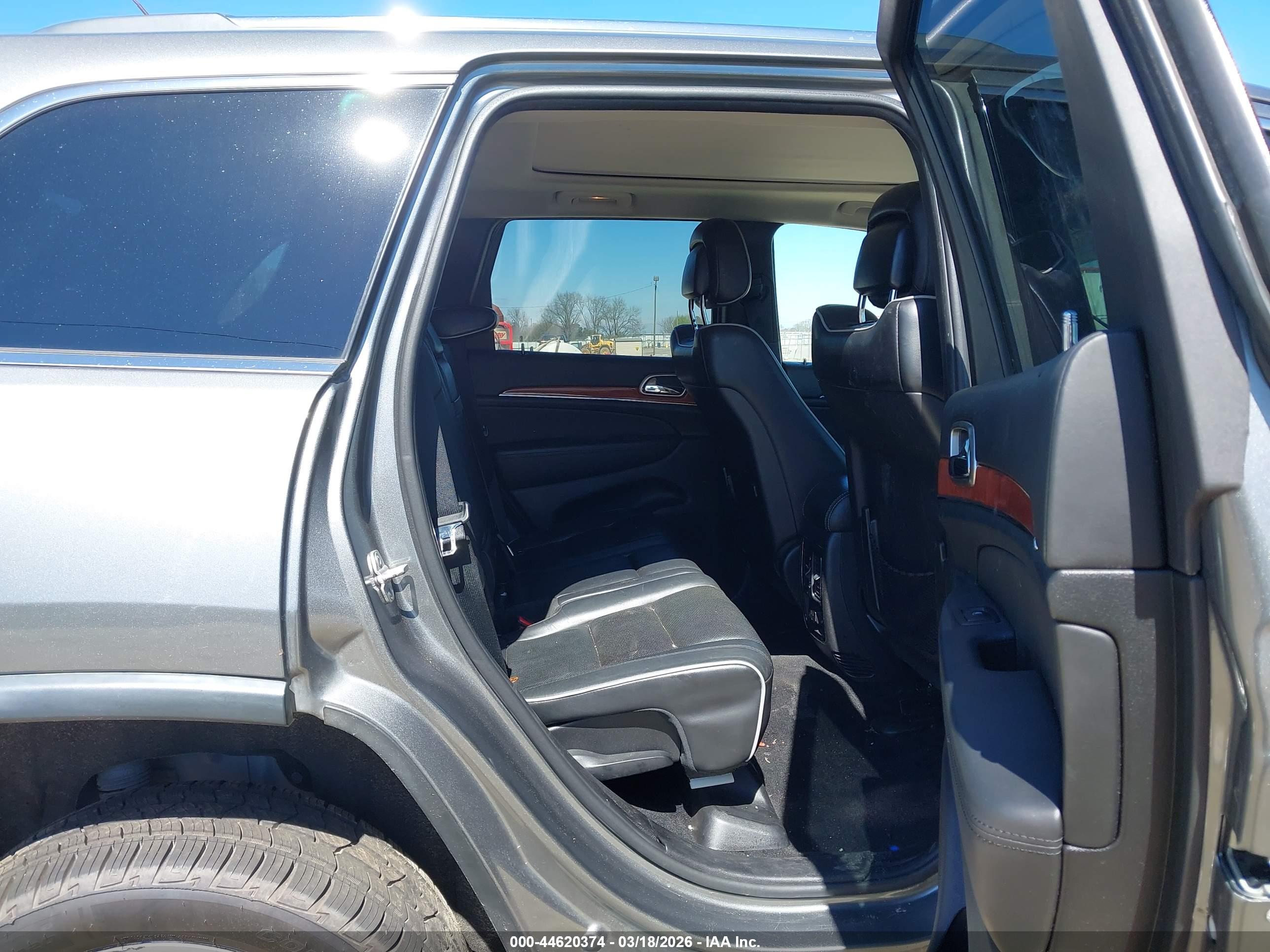 JEEP GRAND image 8