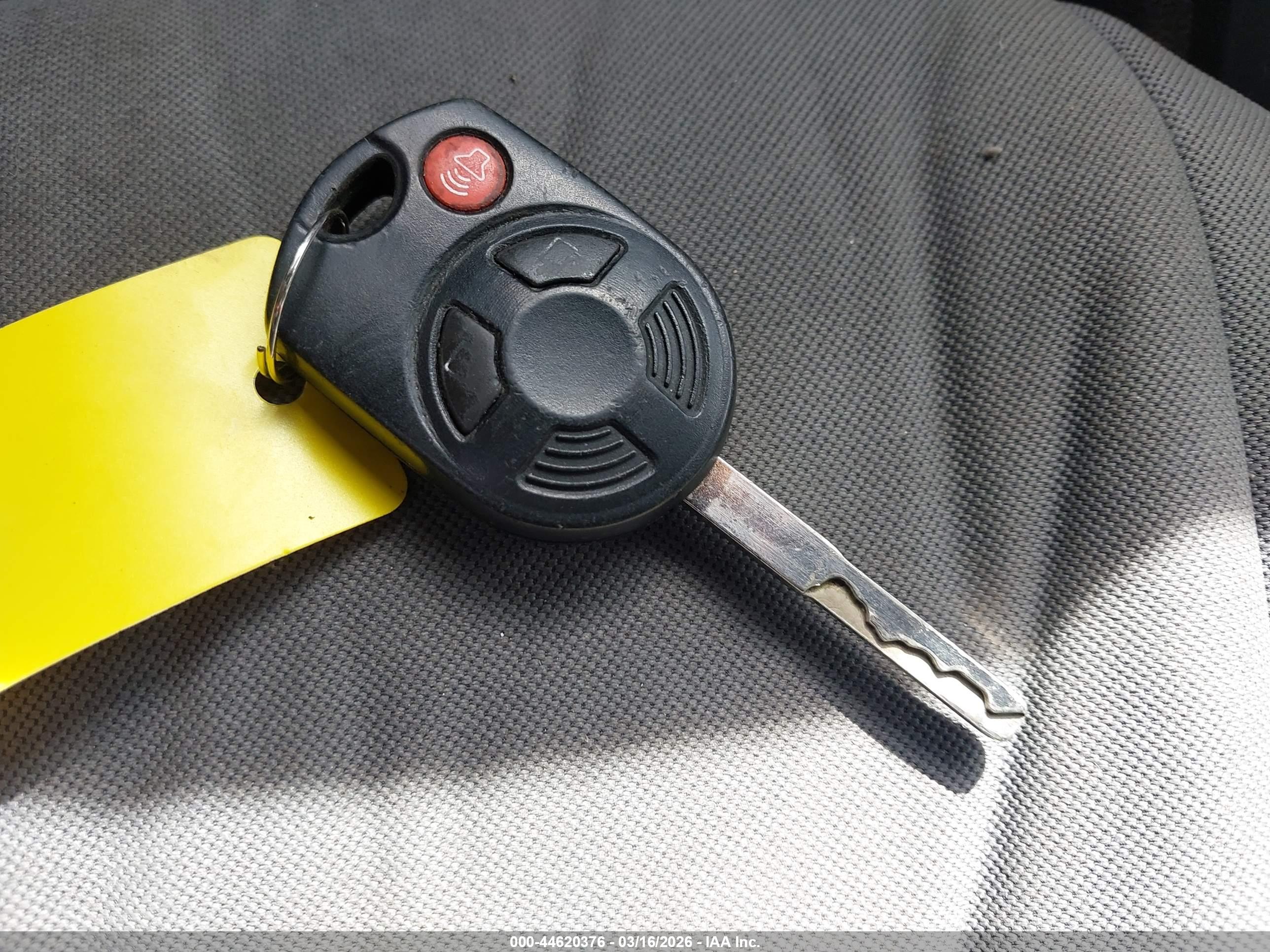 FORD ESCAPE image 11