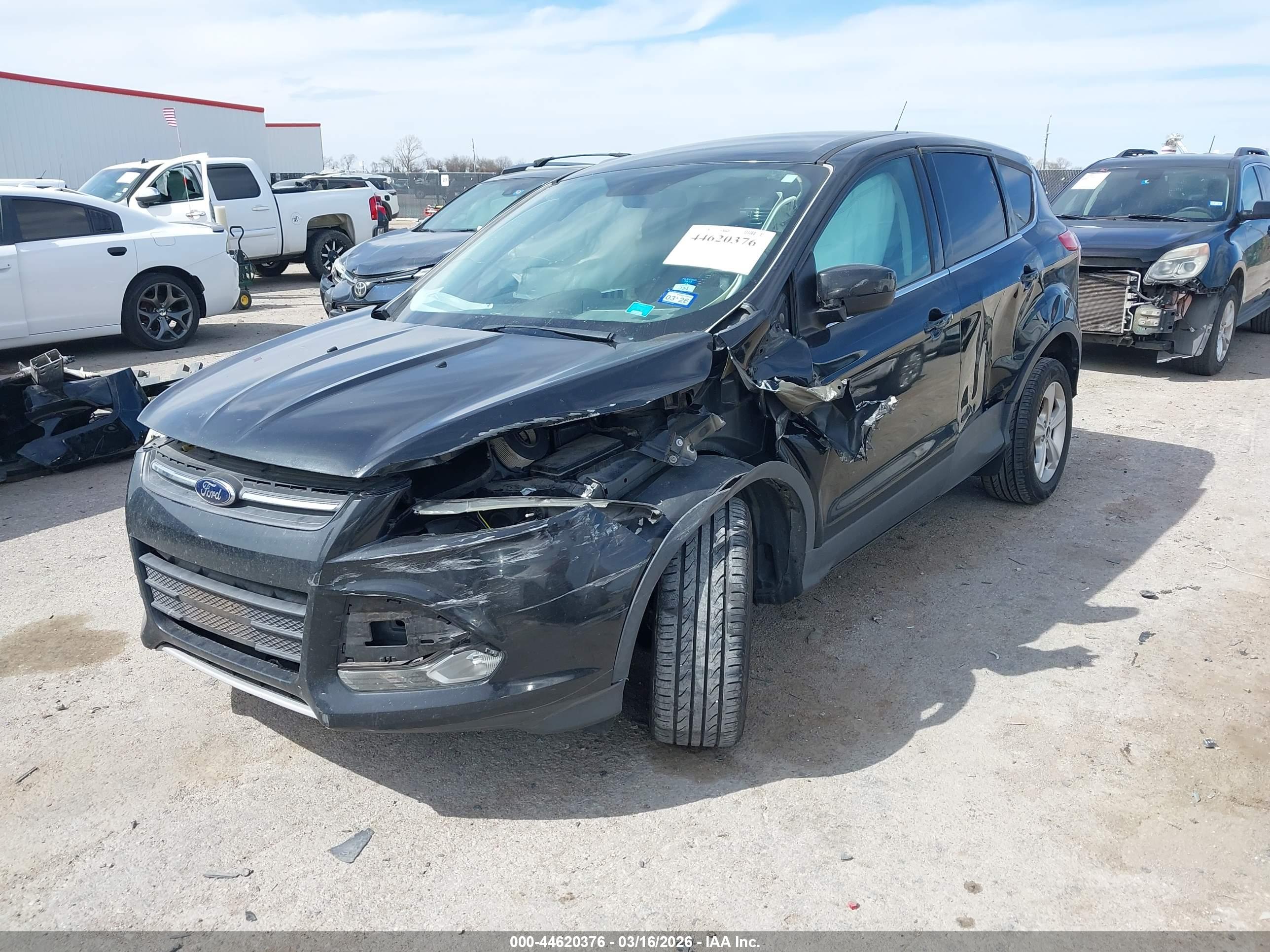 FORD ESCAPE image 2