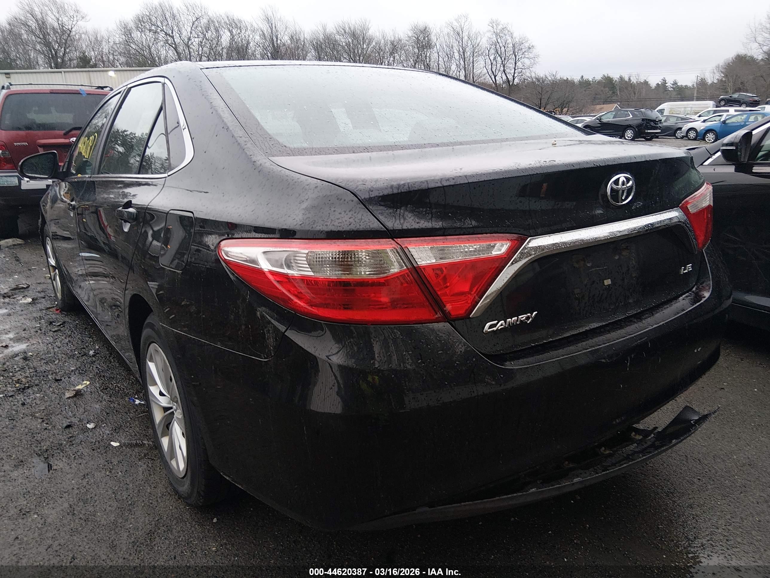 TOYOTA CAMRY image 3
