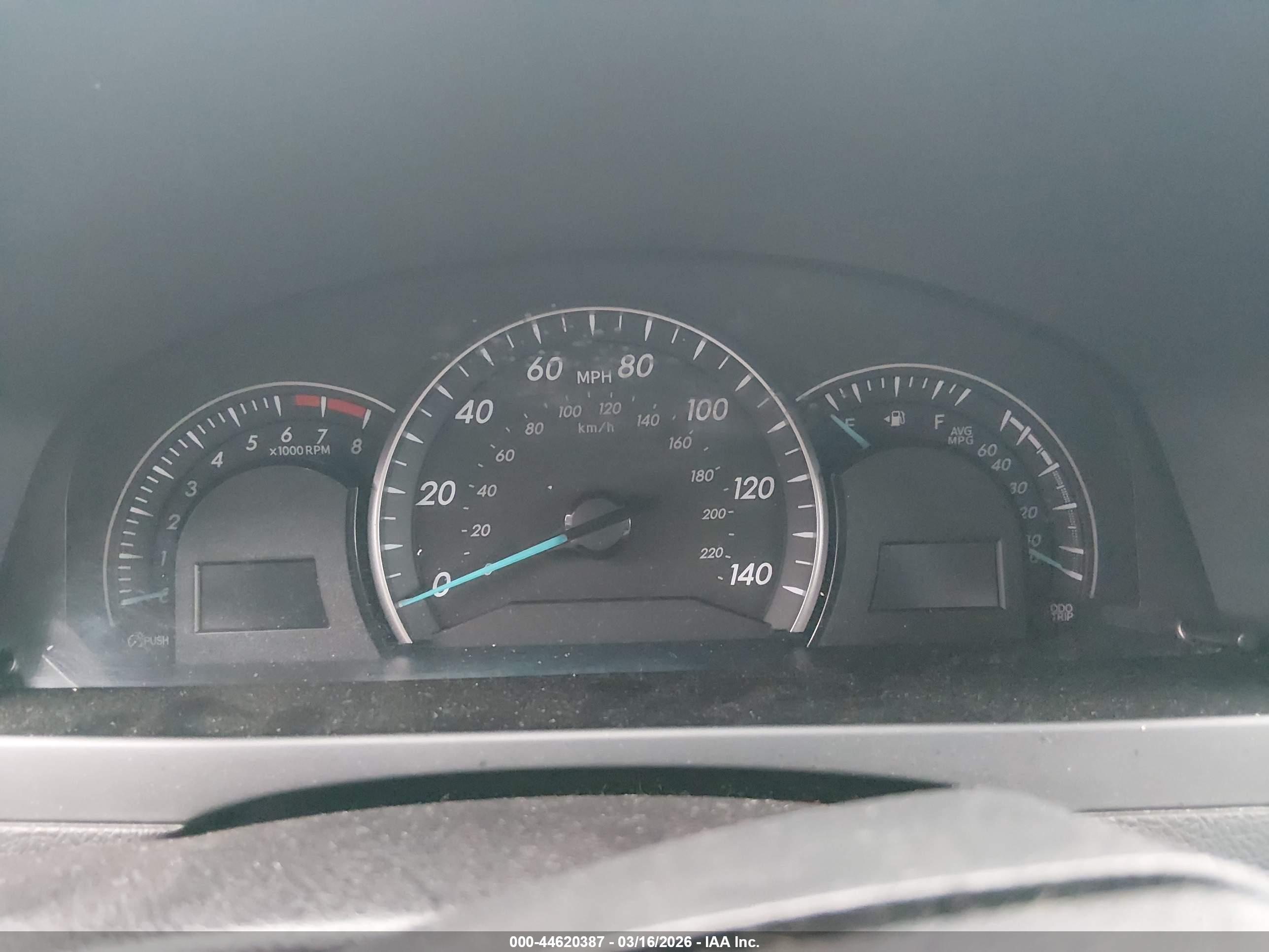TOYOTA CAMRY image 7