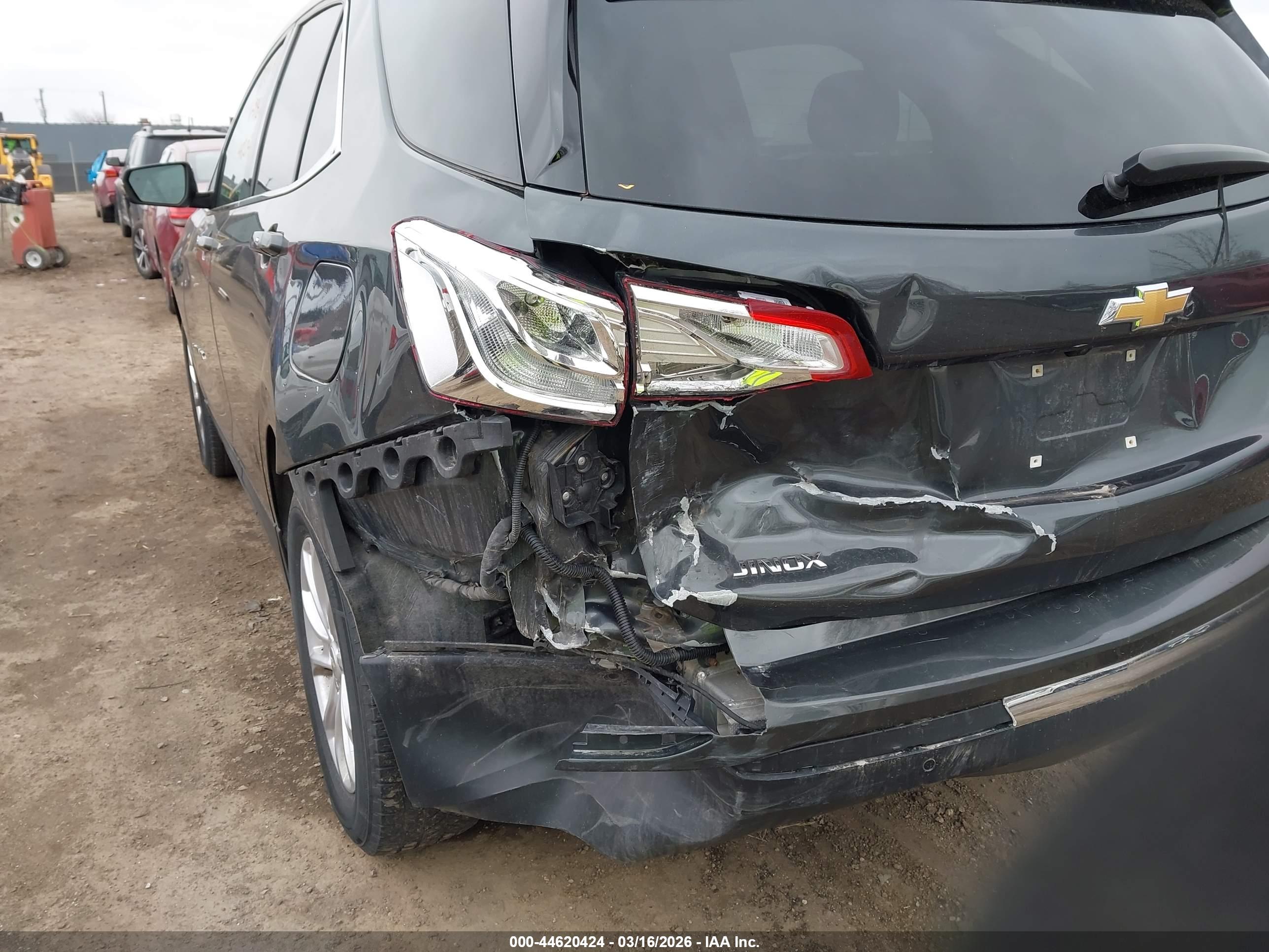 CHEVROLET EQUINOX image 6