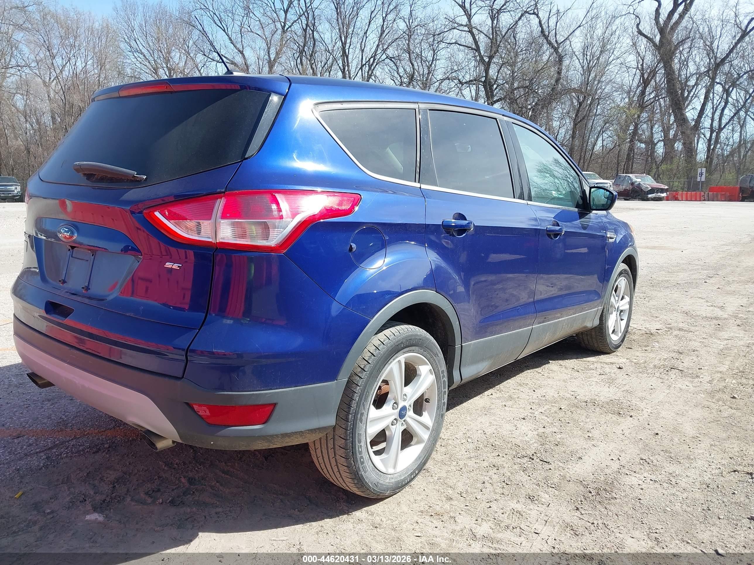 FORD ESCAPE image 4