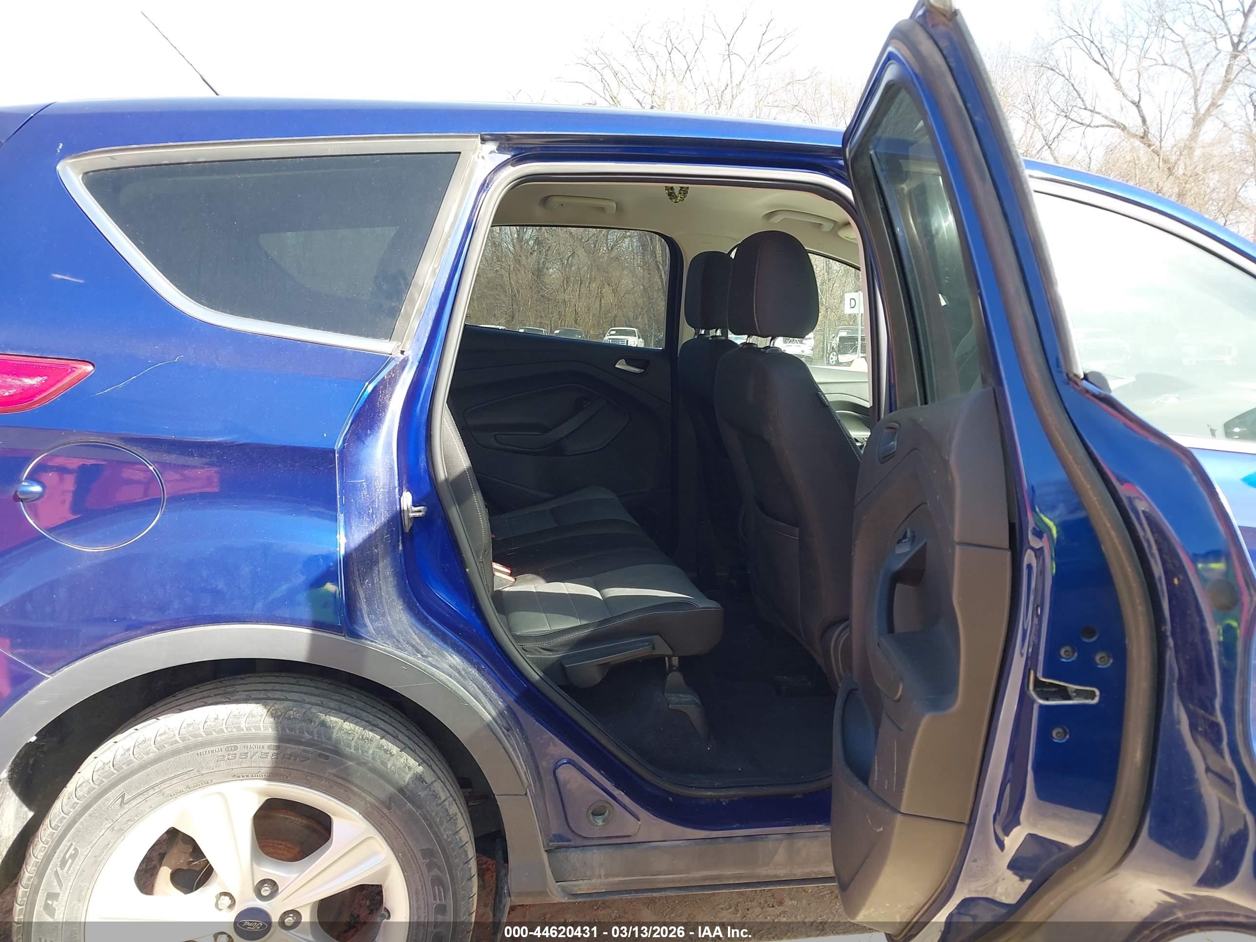 FORD ESCAPE image 8