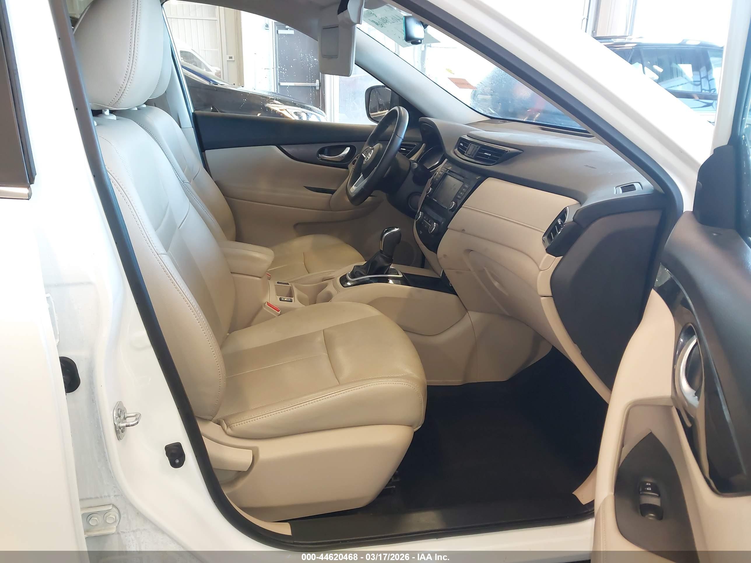 NISSAN ROGUE image 5