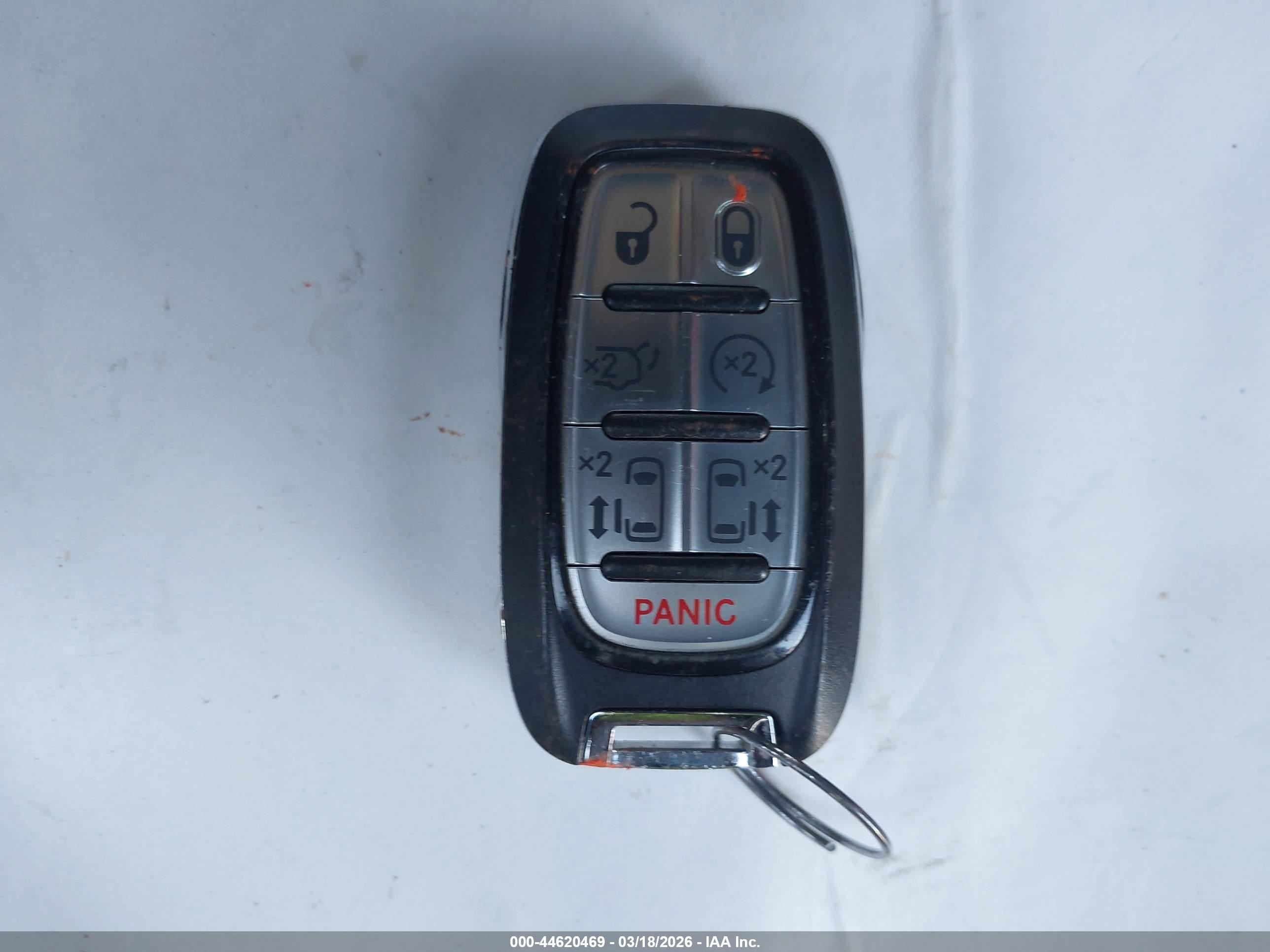 CHRYSLER PACIFICA image 11