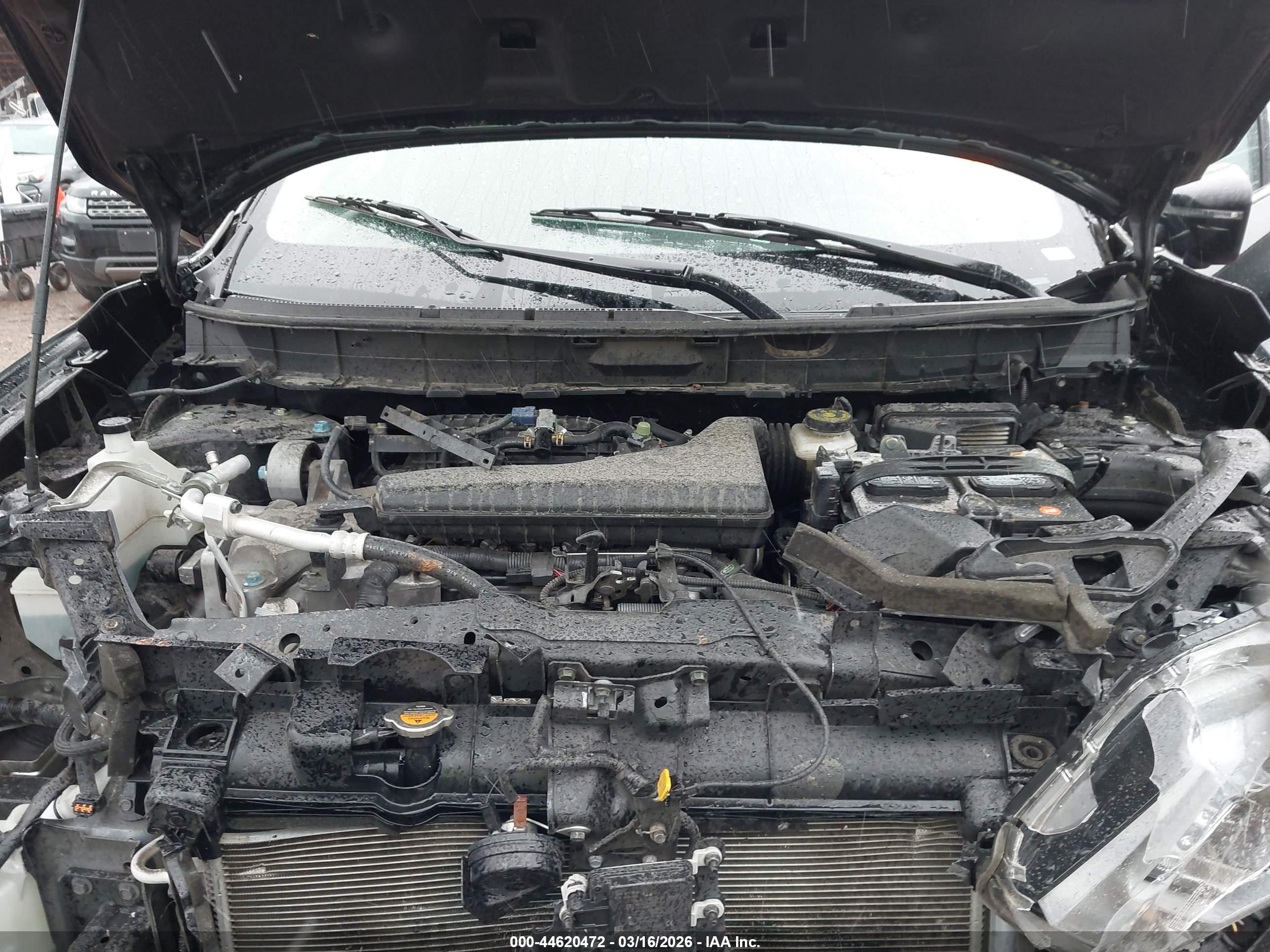 NISSAN ROGUE image 10