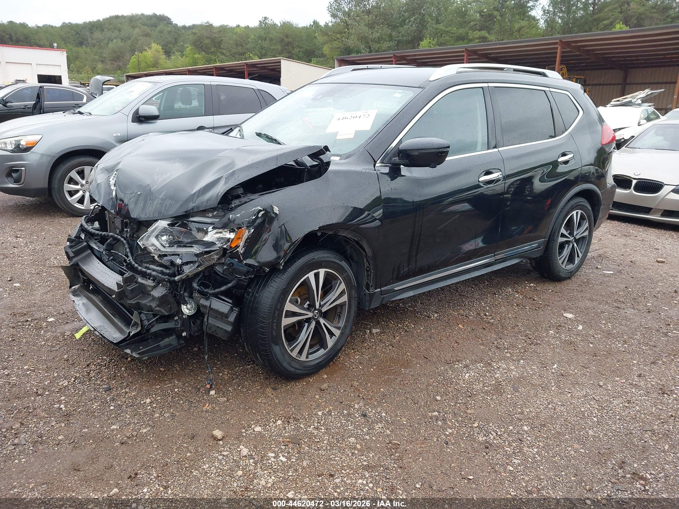 NISSAN ROGUE image 2